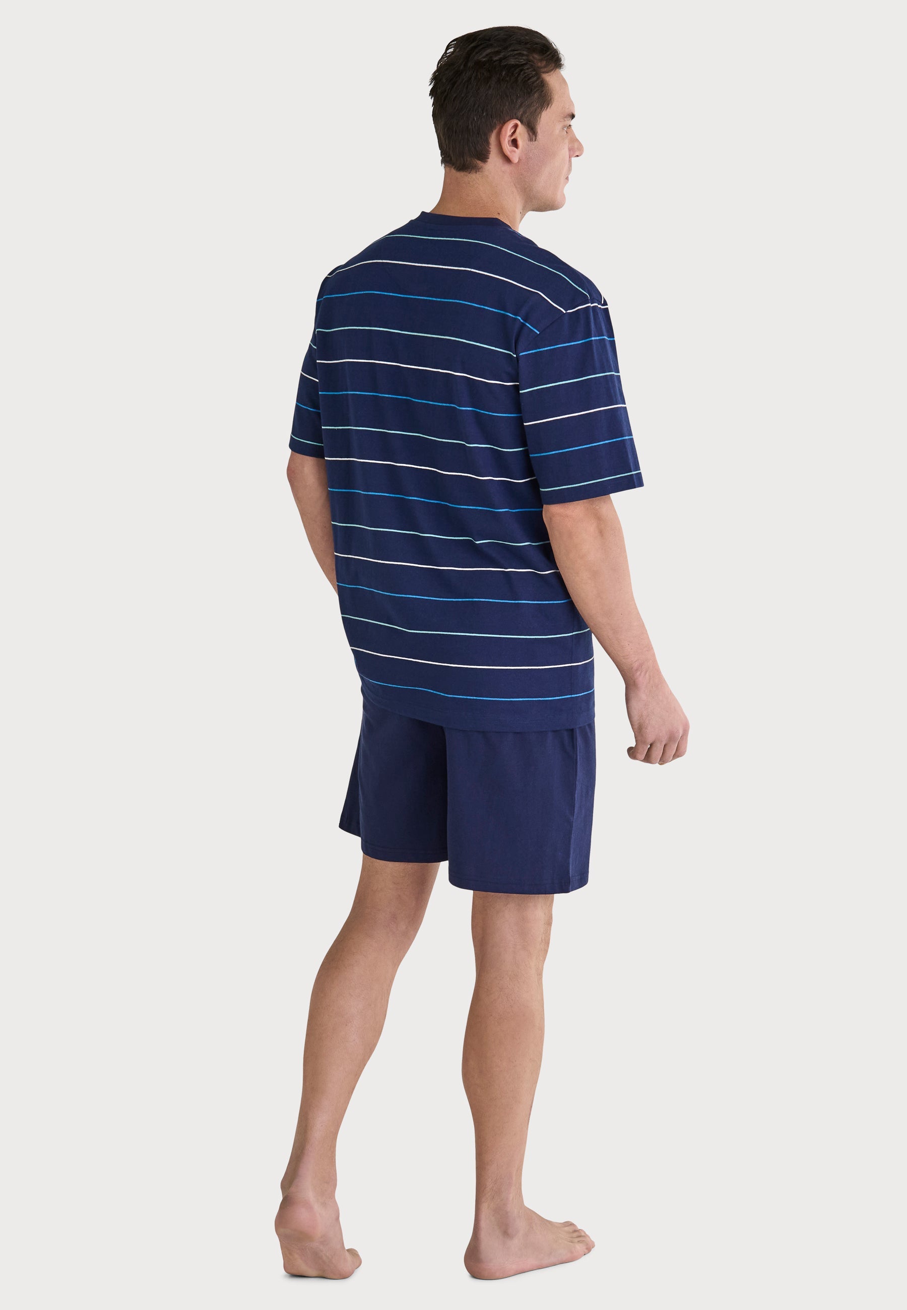Pijama de hombre azul marino con rayas, de algodón suave, estilo casual y cómodo. Short y camiseta de manga corta.