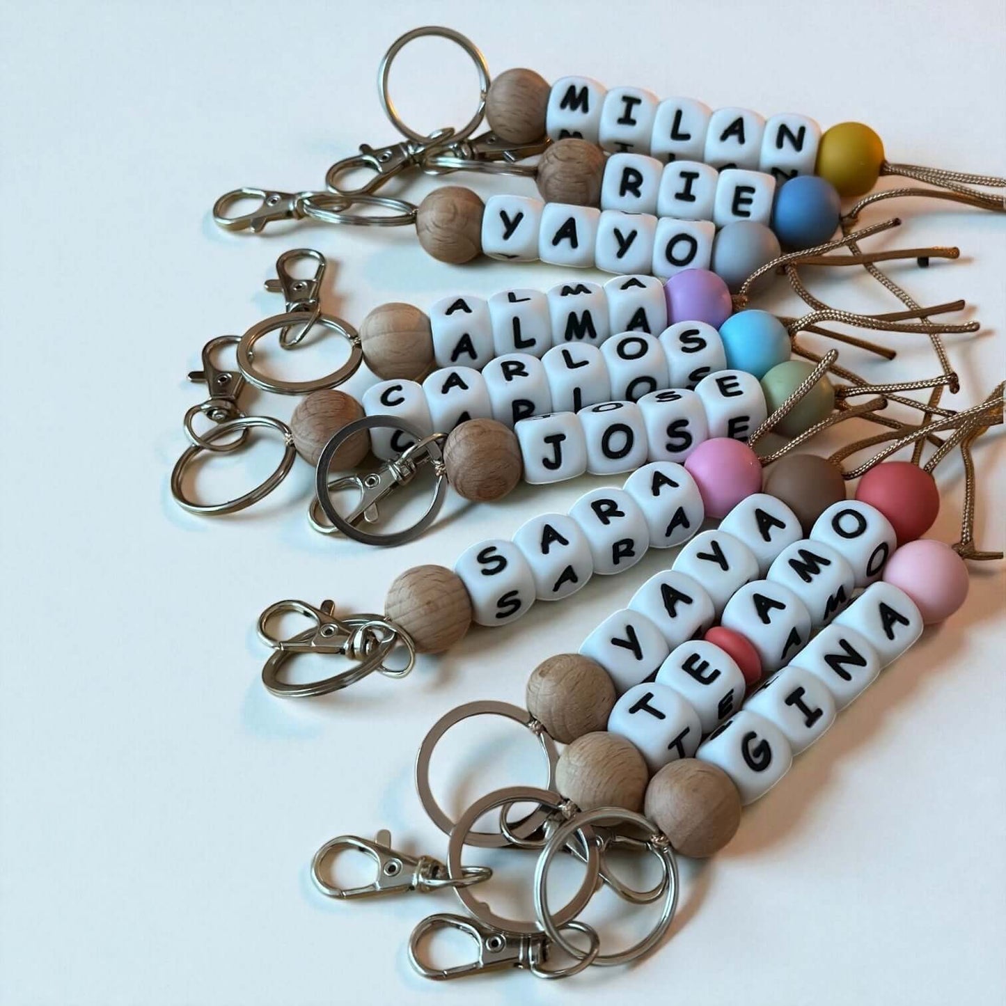 Llavero Gris  personalizado Nenina & Co