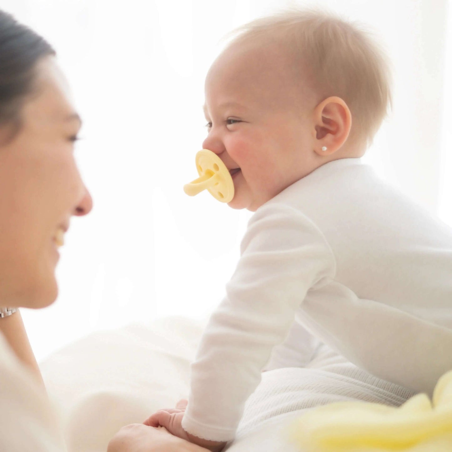 Chupete DIAMOND By Nenina & Co Amarillo Y Rosa pálido | Silicona Orgánica para Bebé +12 Meses