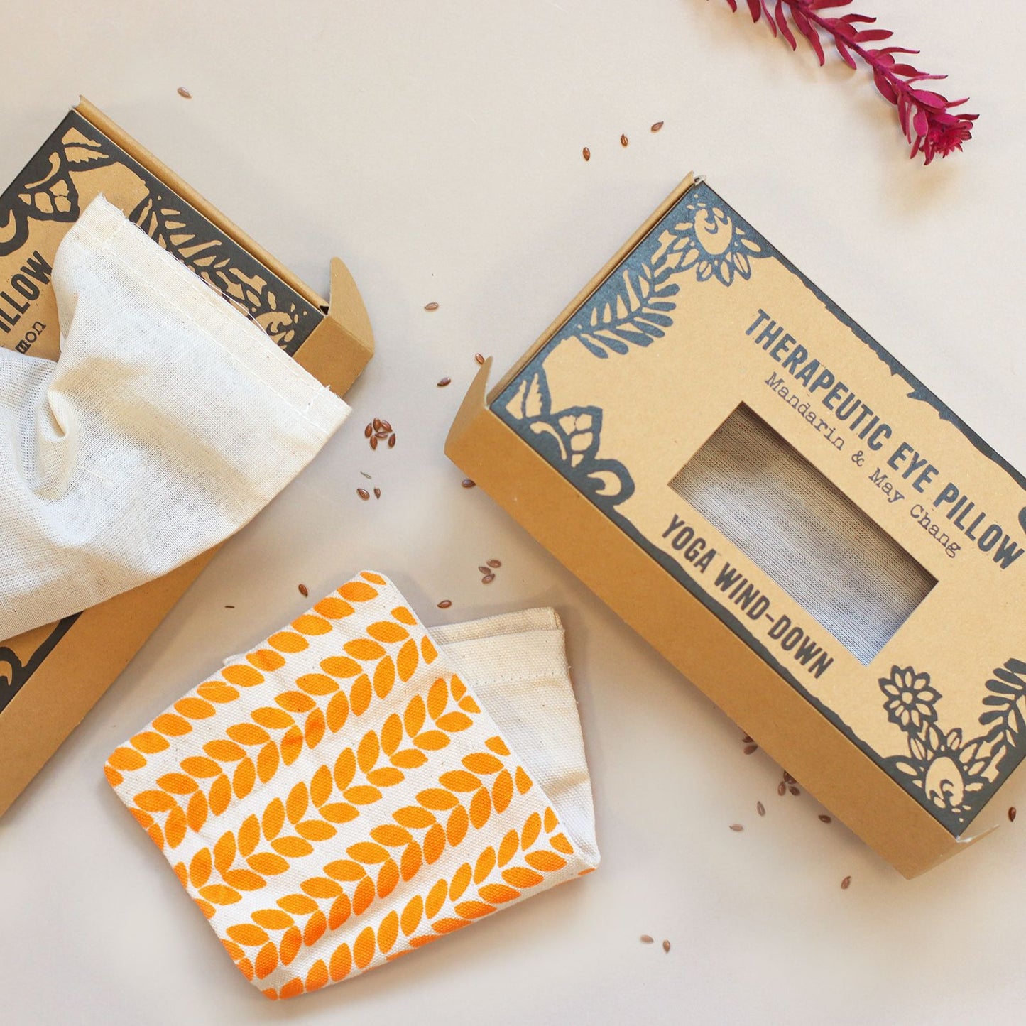 Almohada para ojos presentada en elegante caja de regalo con bolsa de algodón