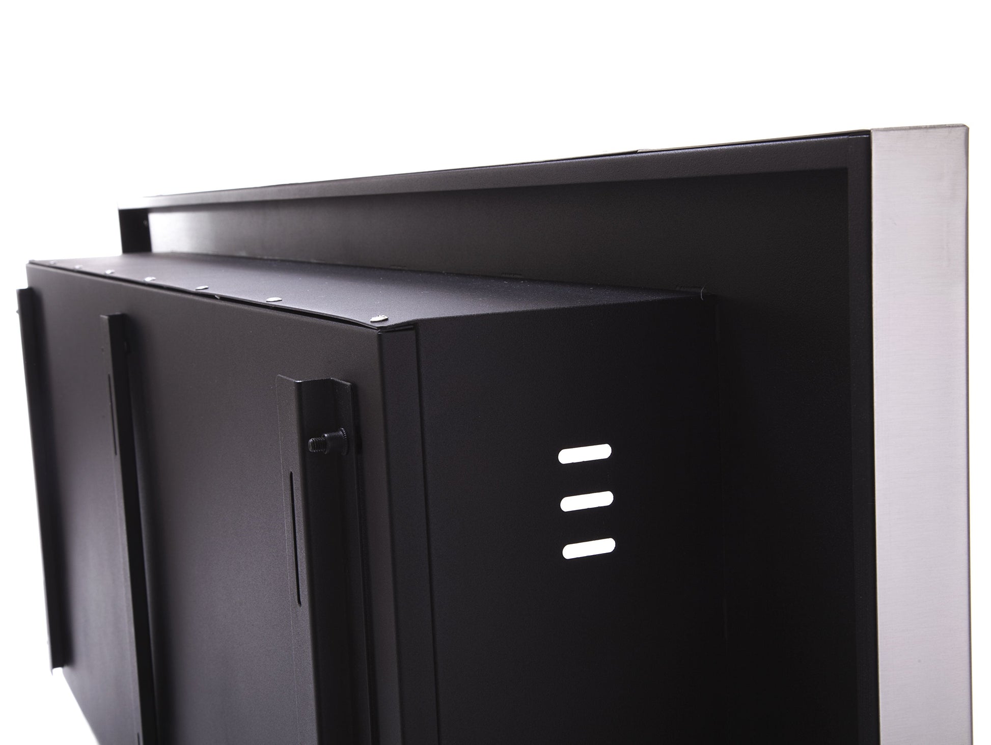 Instalación encastrable de la Biochimenea mural panorámica ZEUS