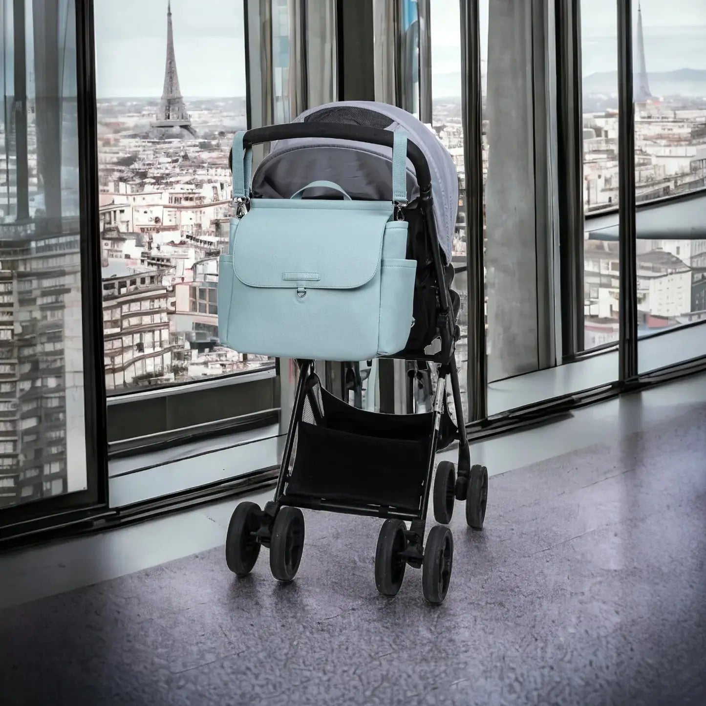 Bolso Maternal + Cambiador + 1 Biberon + 2 Chupetes DIAMOND + Guardachupete + 2 Chupeteros DIAMOND Nenina & Co