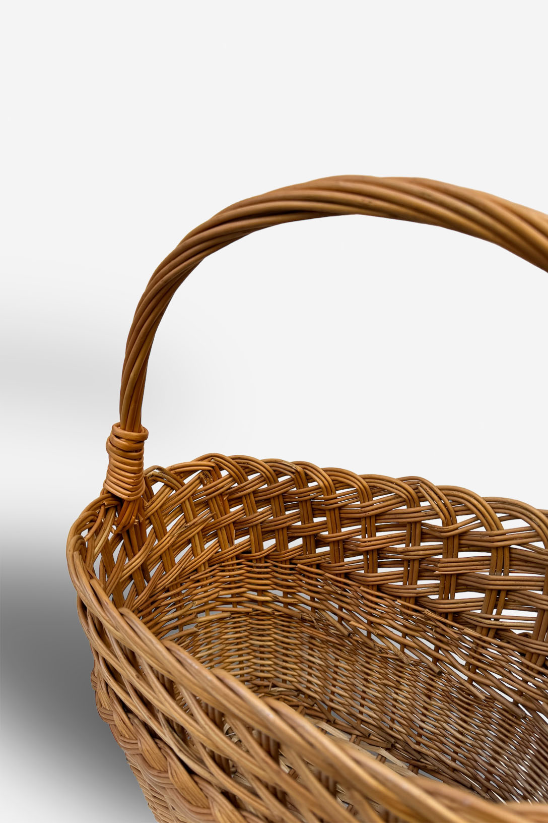 Cesta revistero mimbre natural