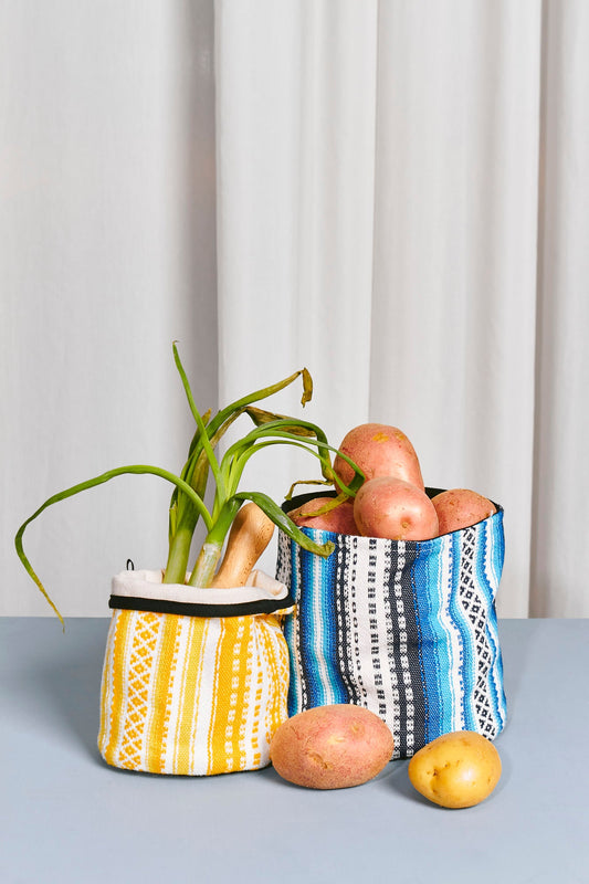 Cesto alpujarra azul y amarillo