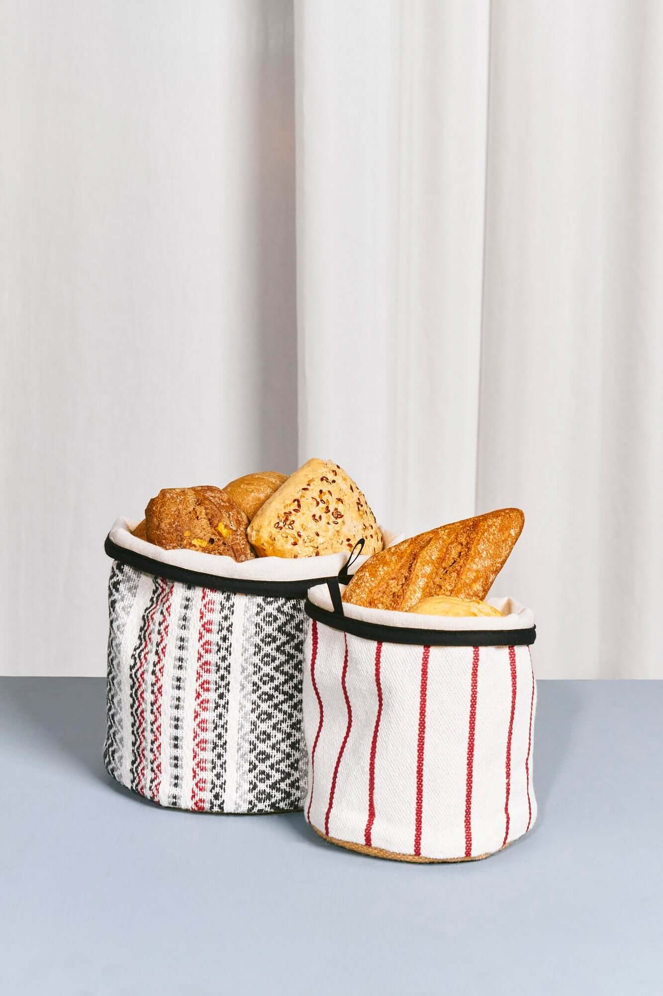 Cesto Tejido Morellano Granate Artesanal