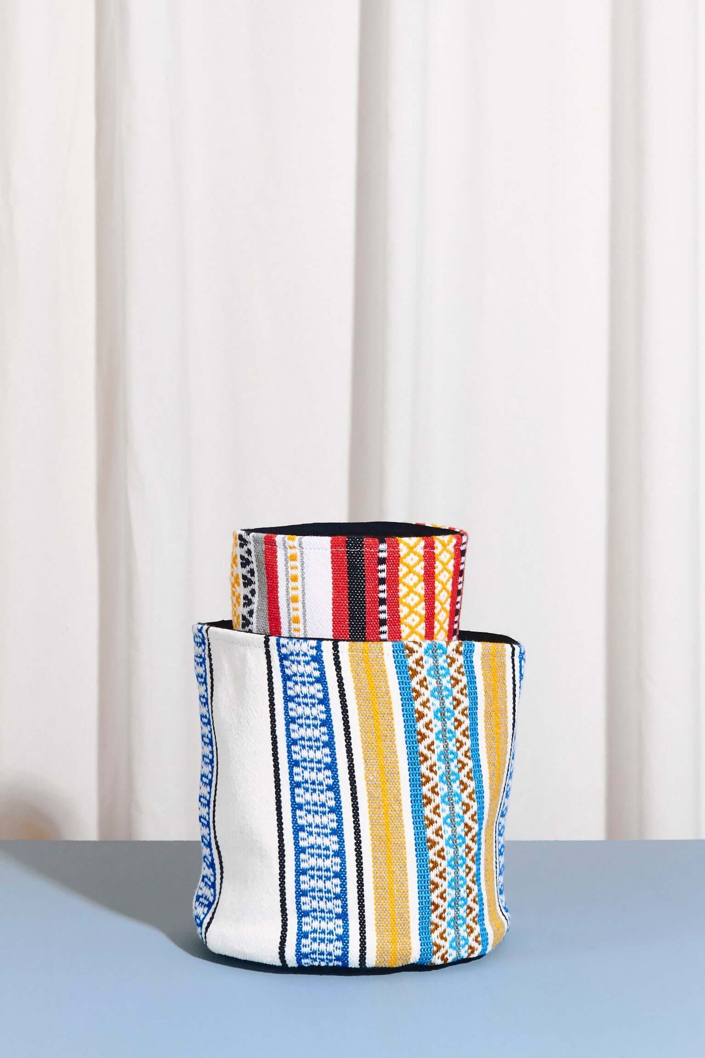 Cesto Tejido Morellano Azul Rojo Artesanal