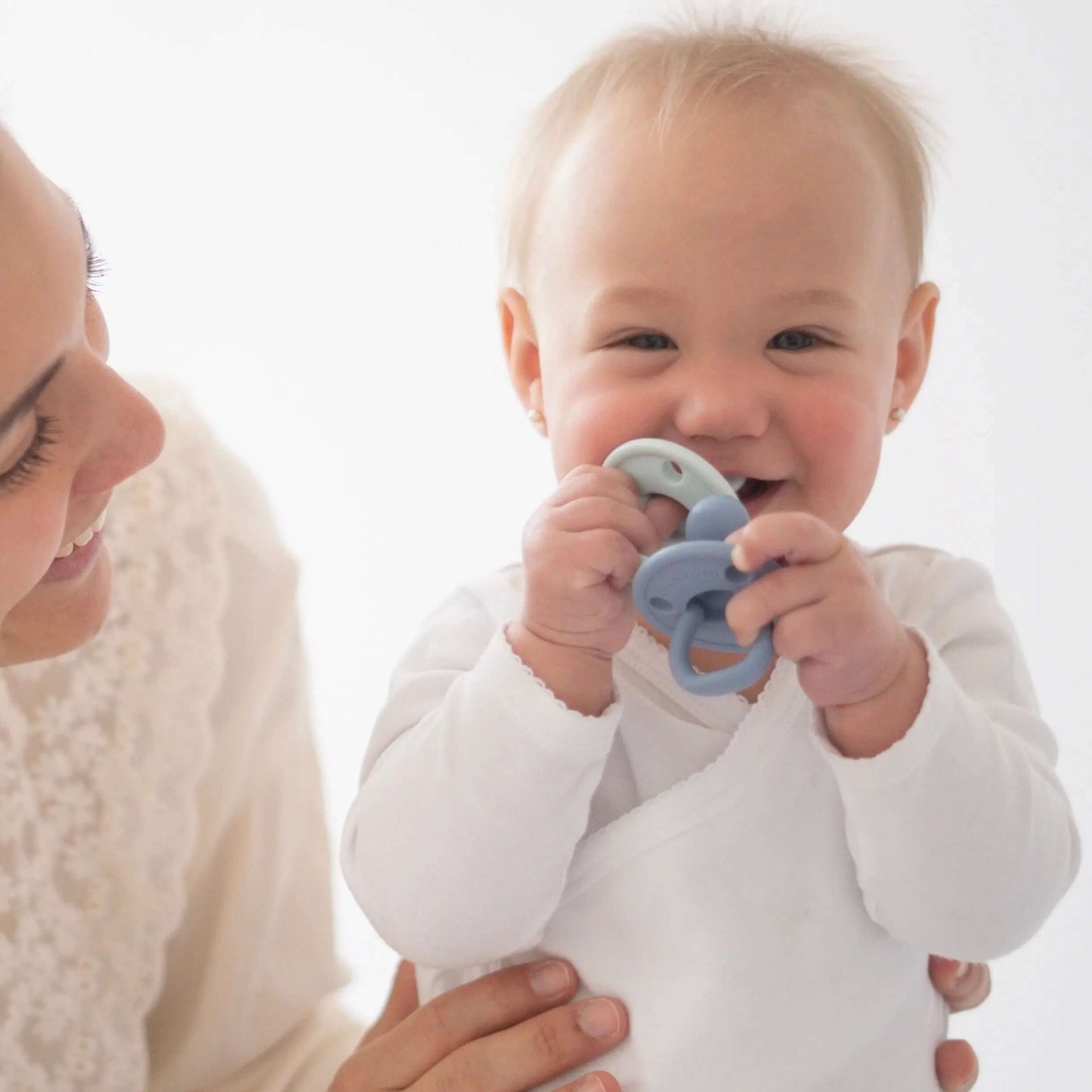 Chupete DIAMOND By Nenina & Co Celeste, Gris y Azul