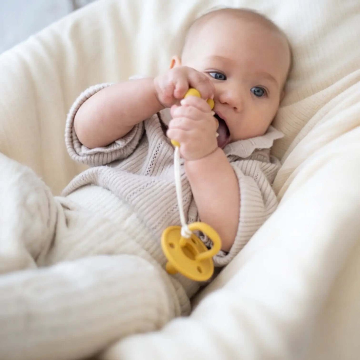 Chupetero Mango de silicona organica Nenina & Co