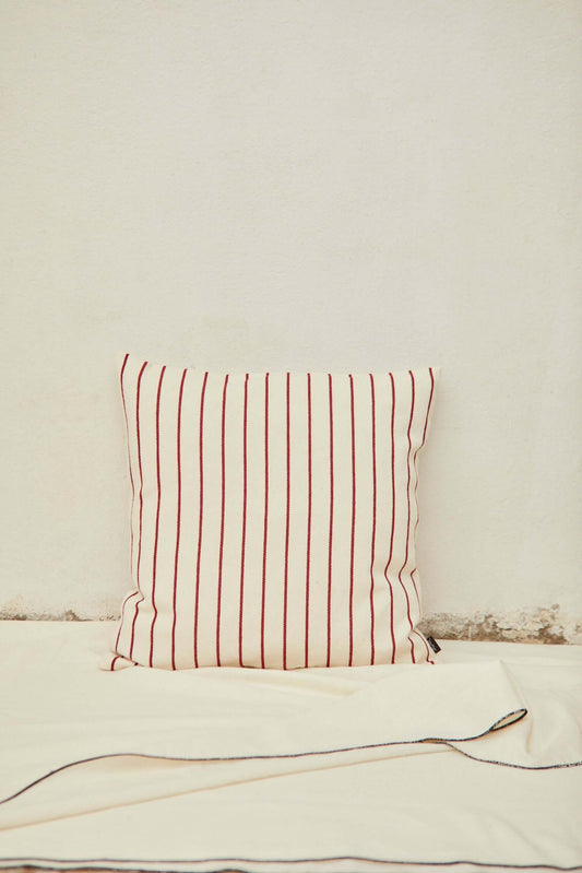 Funda cojín loneta granate