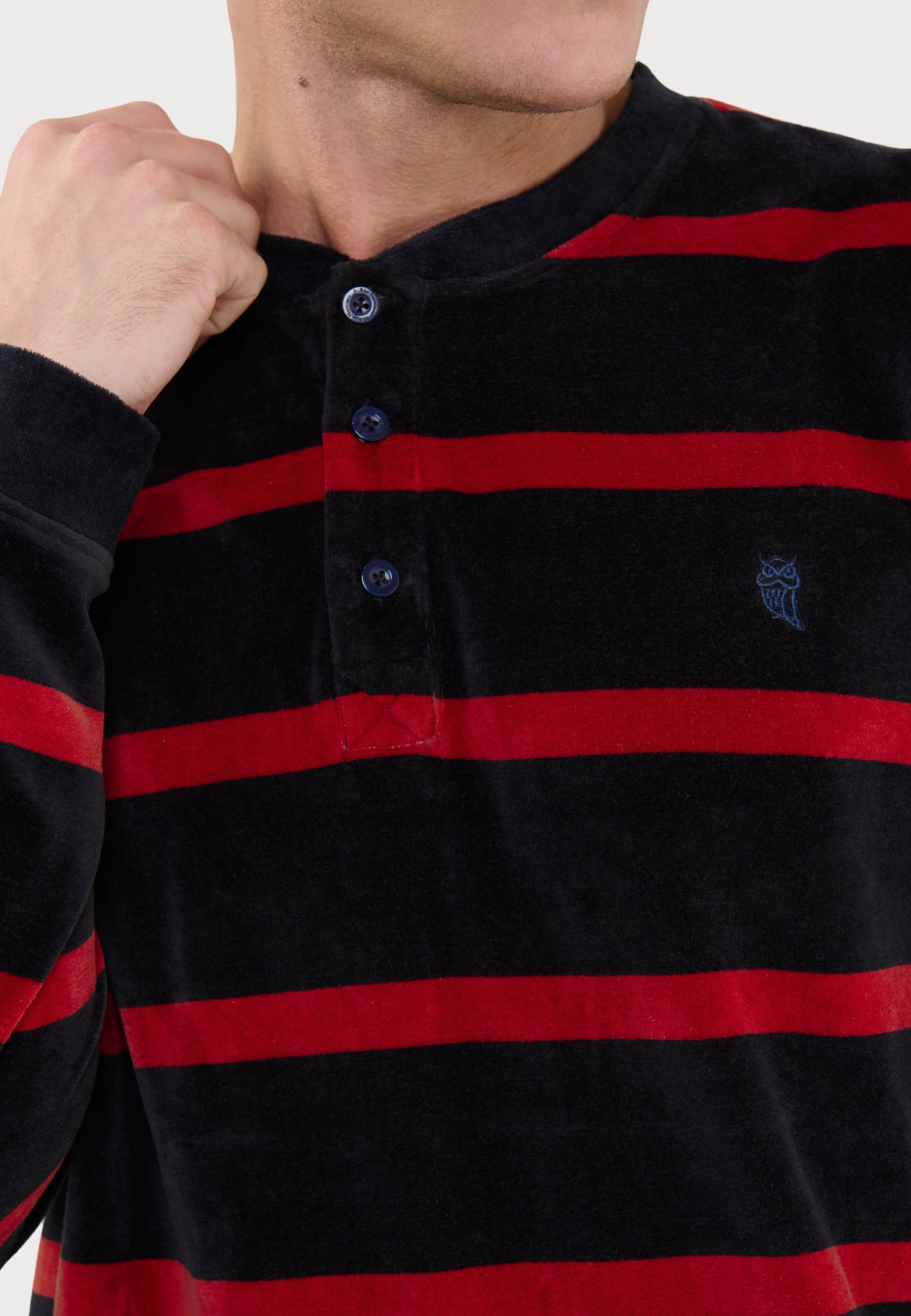 Pijama Hombre Invierno Terciopelo Azul Marino con Rayas - Cálido y Elegante