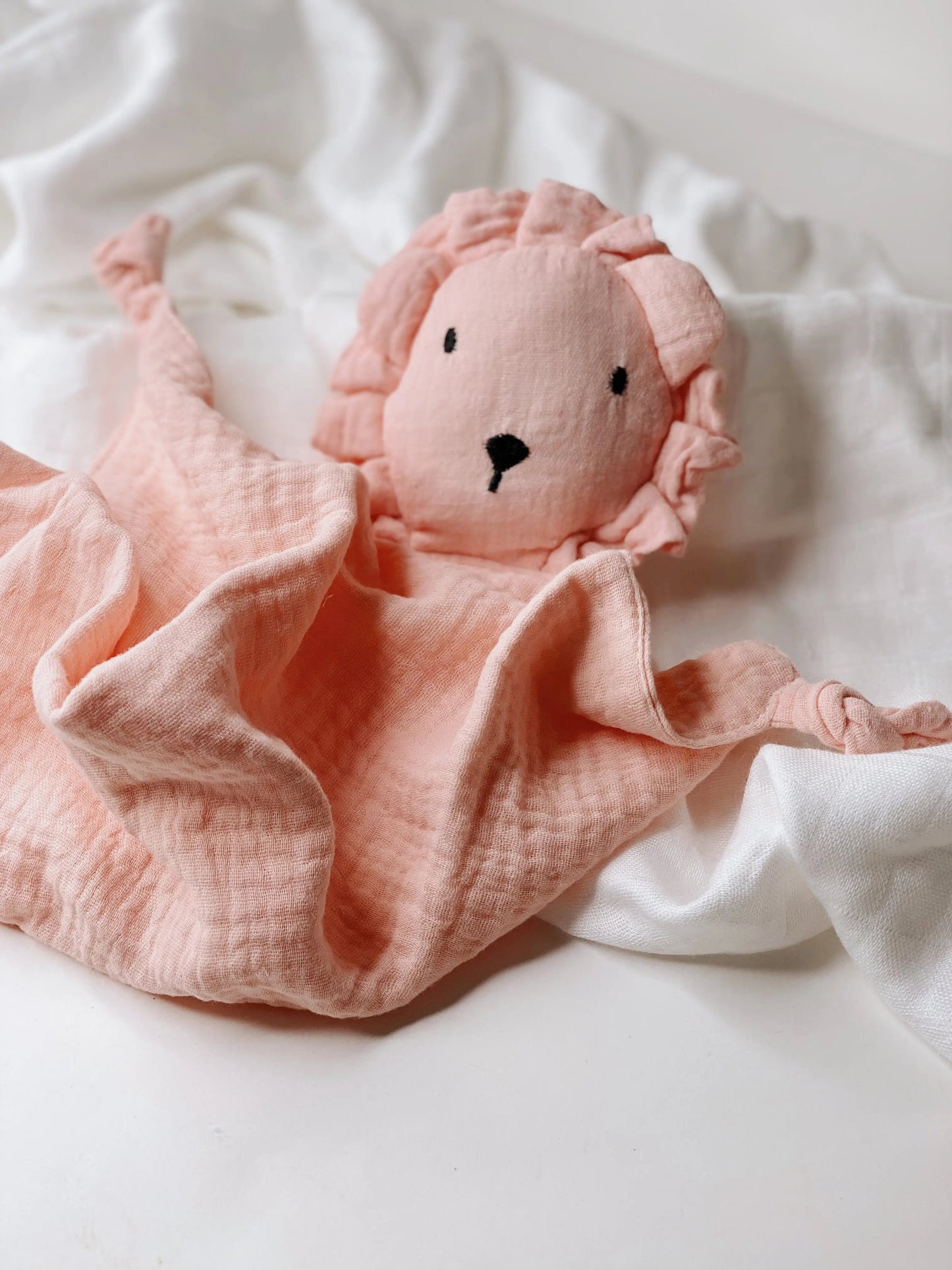 Dou Dou León Rosa Nenina & Co