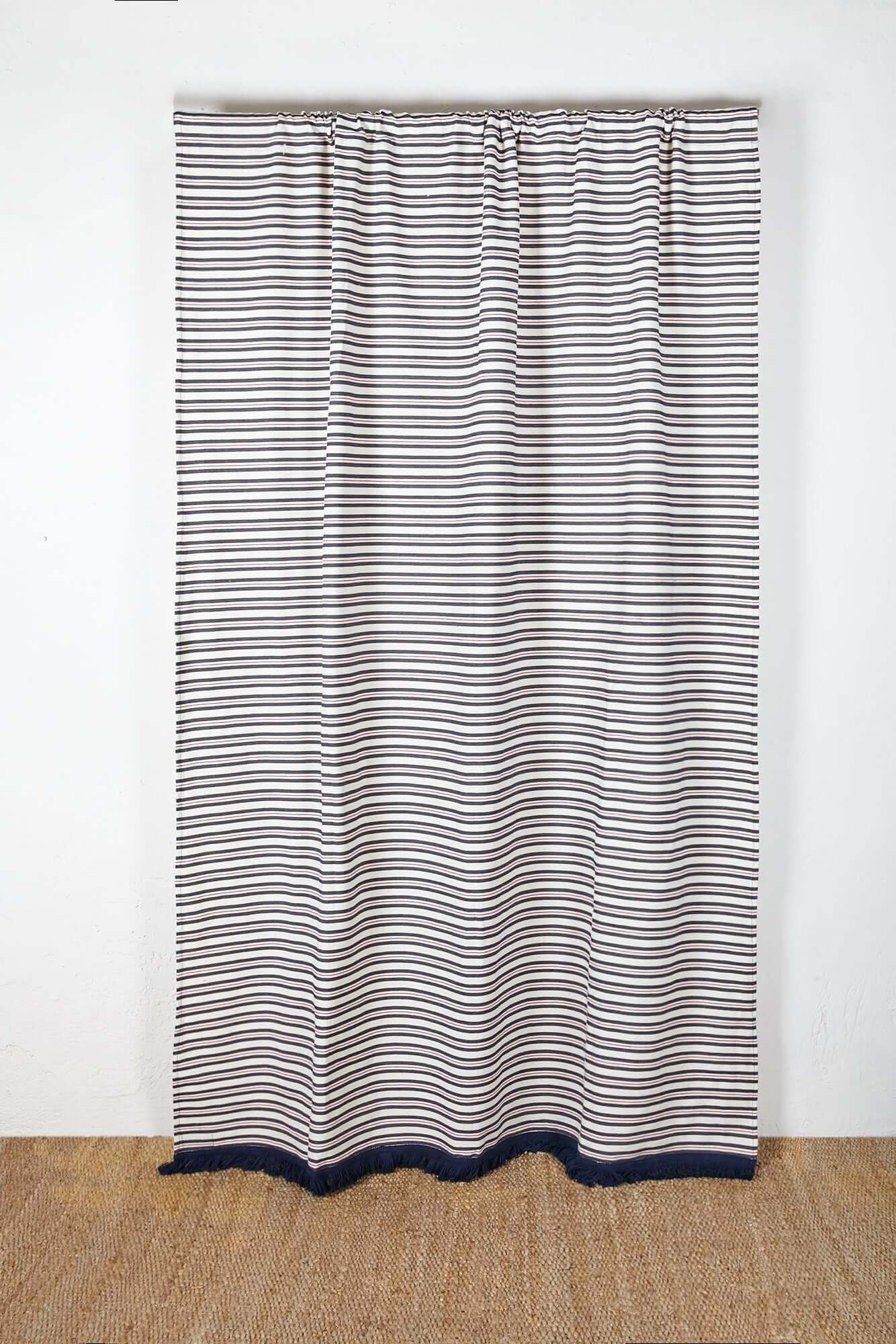 Cortina loneta rayas azul marino blancas rojas 155x225cm con fleco azul - cortina algodón terraza hecha España