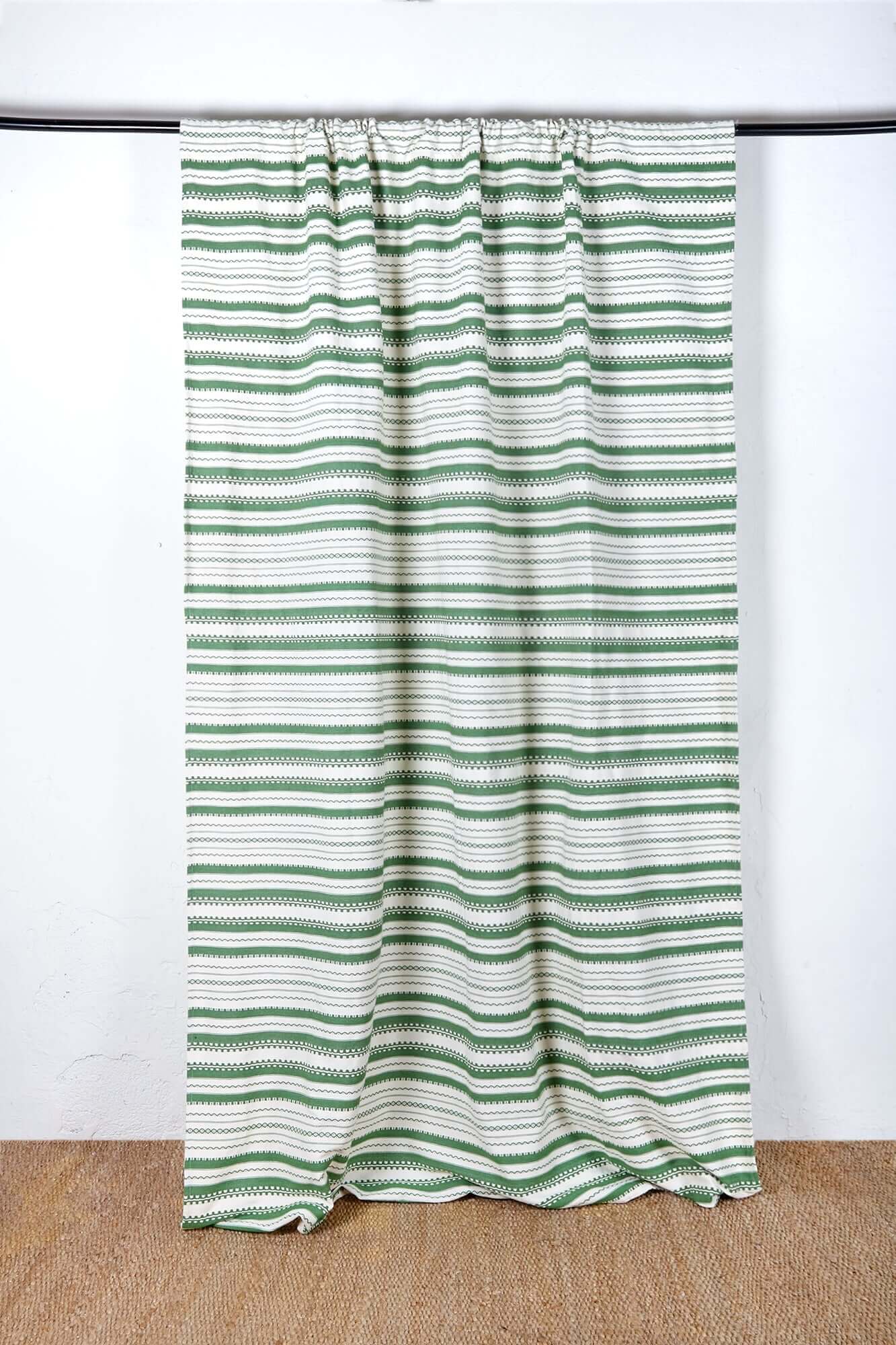 Cortina Alpujarra Verde Blanco Artesanal 155x225cm