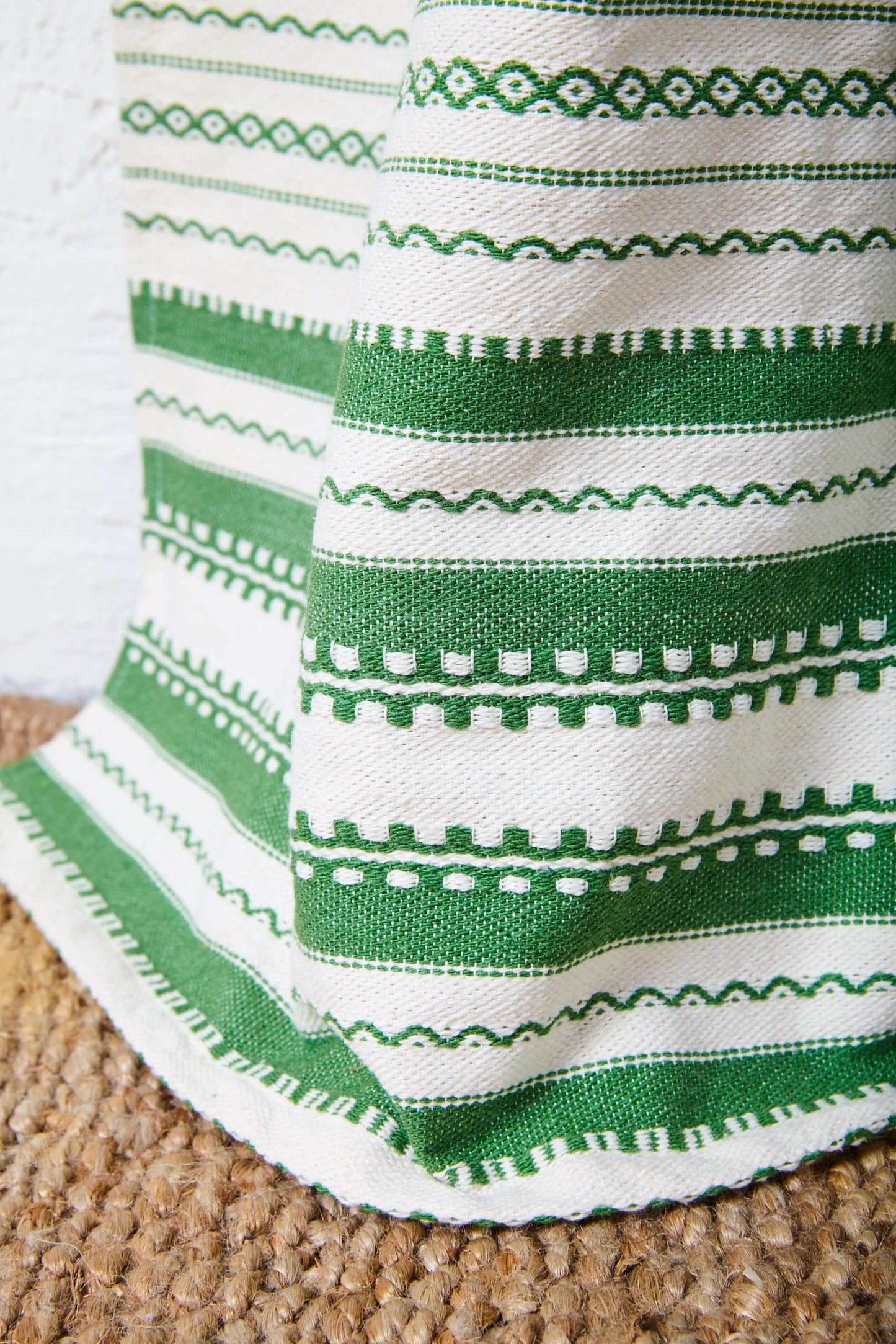 Cortina Alpujarra Verde Blanco Artesanal 155x225cm