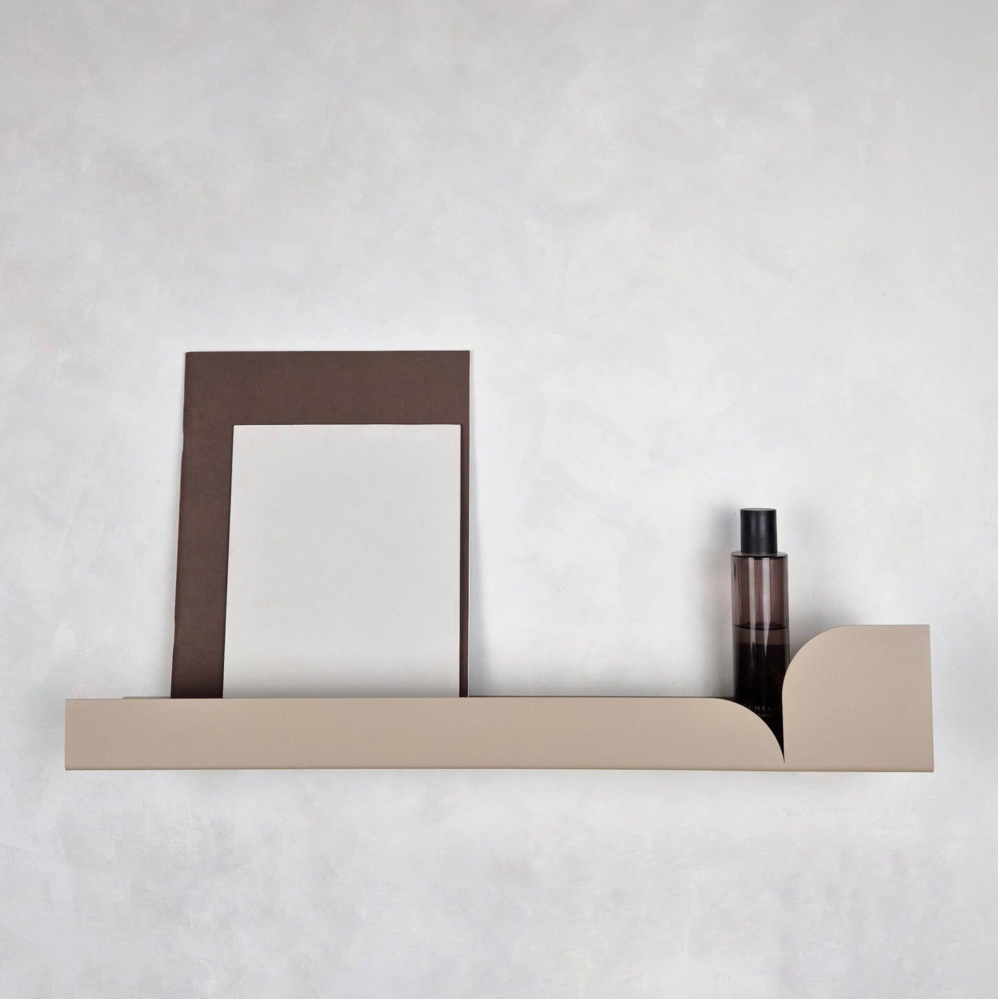 Estantería de pared metálica Torino grande – repisa flotante 60 cm