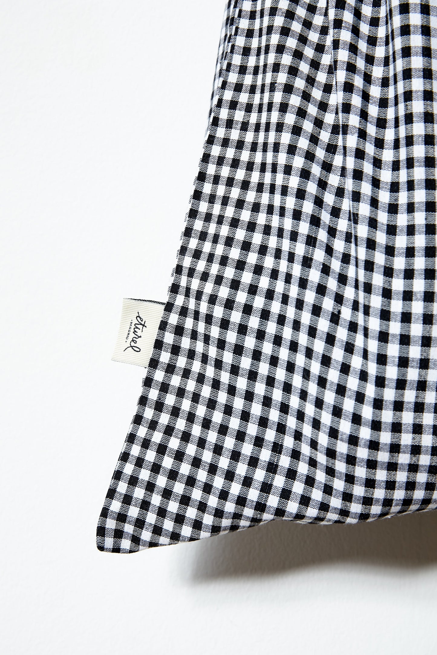 Panera pan de barra cuadros vichy negra