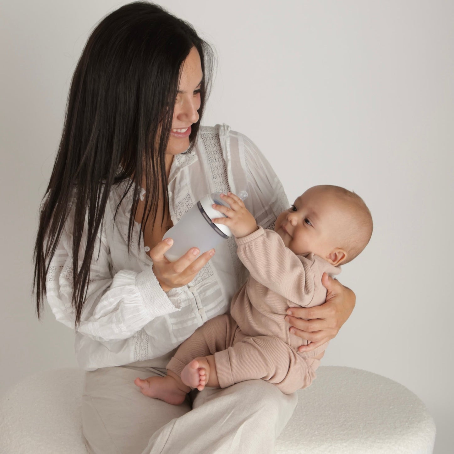 Pack Biberon Blanco flujo lento + Chupete Clásico Gris Nenina & Co