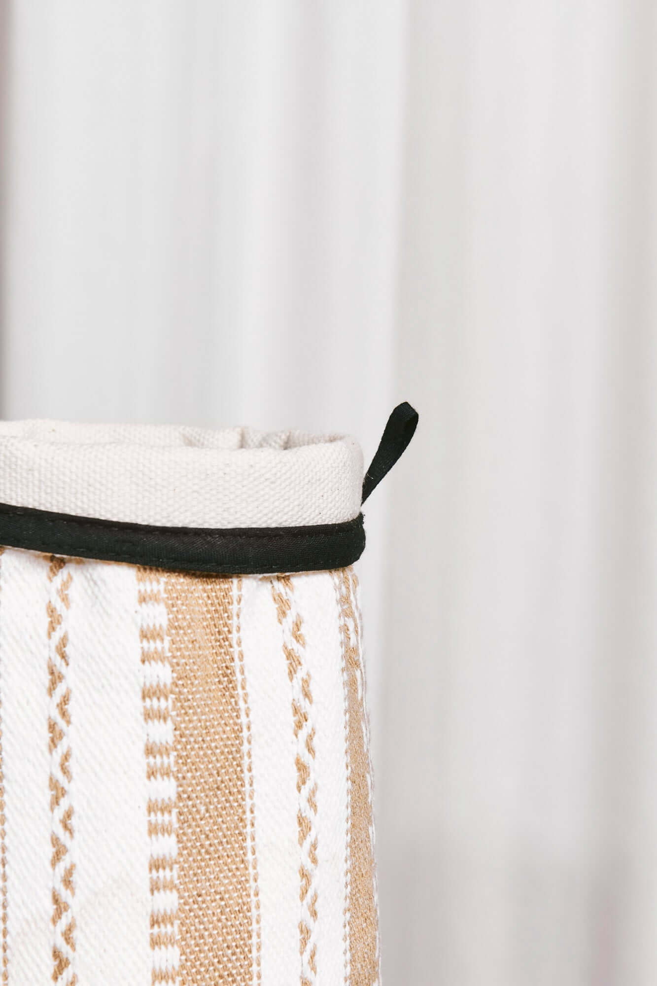 Funda Jarrón M Alpujarra crudo y blanca