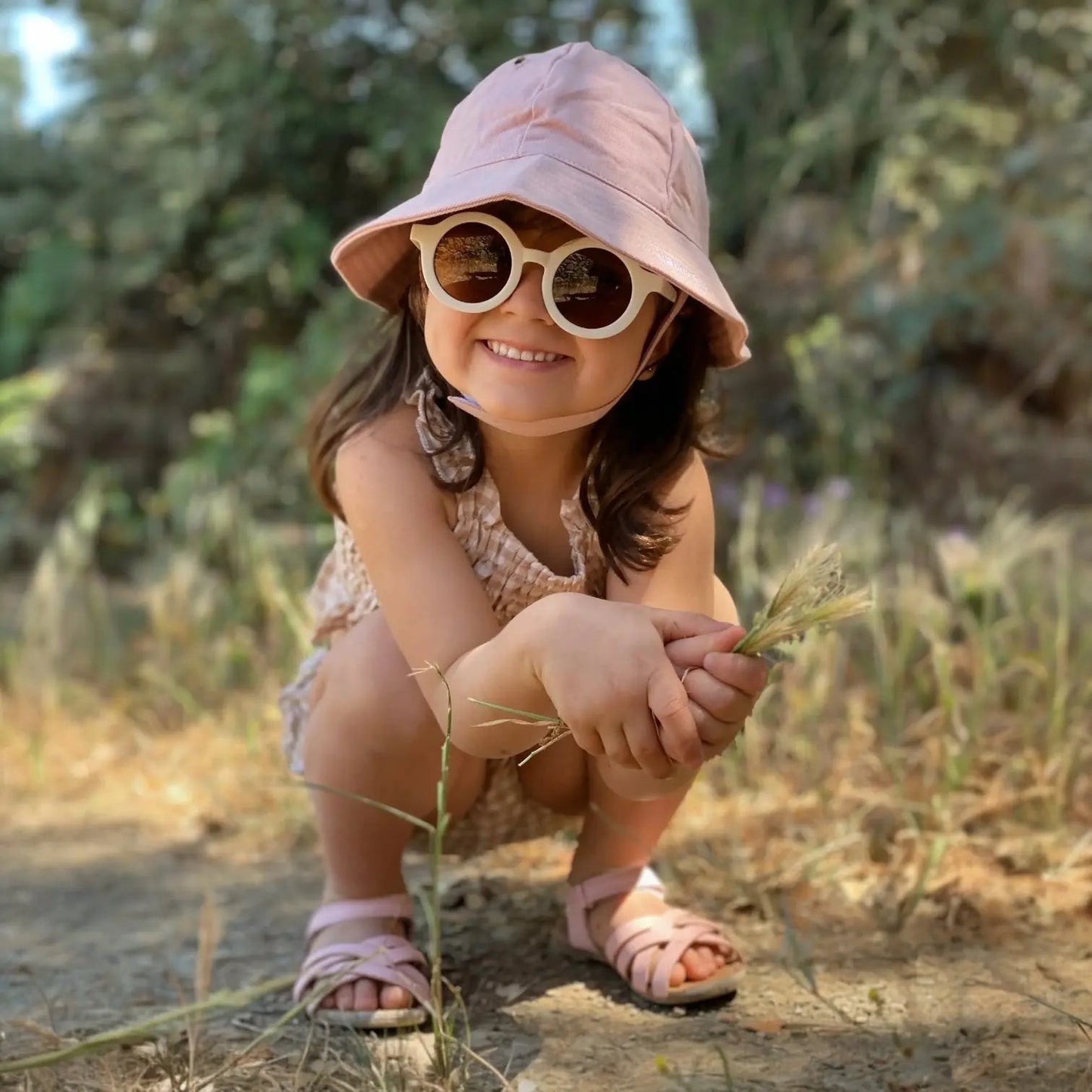 Gorro para el Sol Rosa Nenina & Co - Hecho de Algodón Orgánico | Protección Solar y Estilo