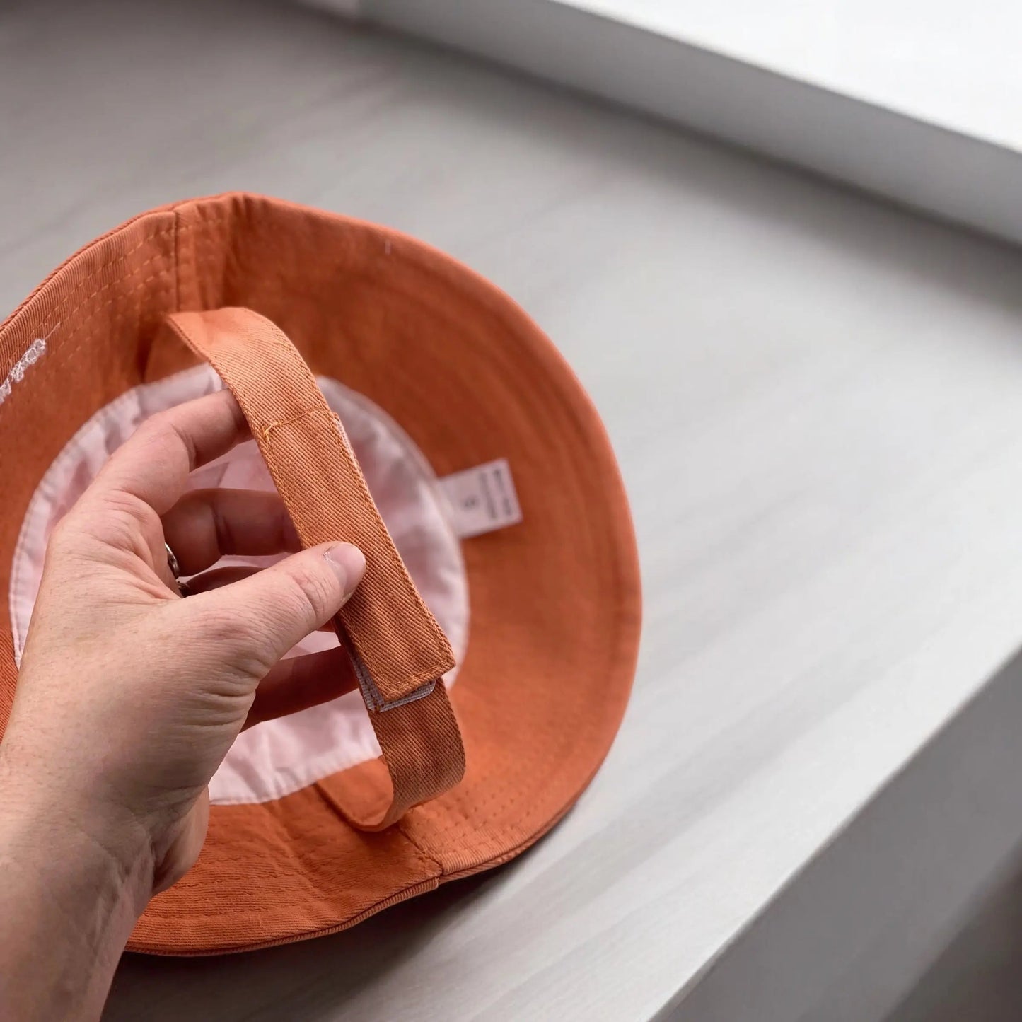 Gorro para el Sol Terracota Nenina & Co - Hecho de Algodón Orgánico | Protección Solar y Estilo