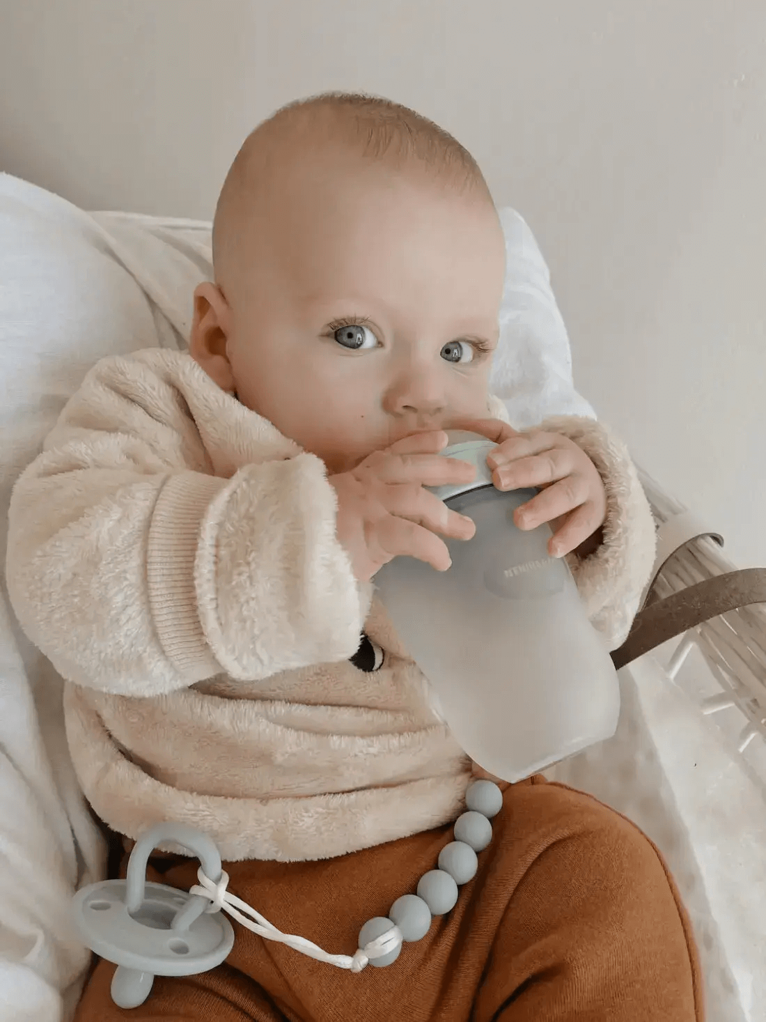 Biberon anticolico de mamá Anticólico como tu pecho Silicona organica