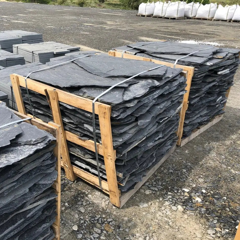 Planchoncillo Pizarra Irregular para caminos y decoración exterior. Fácil instalación, resistente y antideslizante. Palets de 25 m²