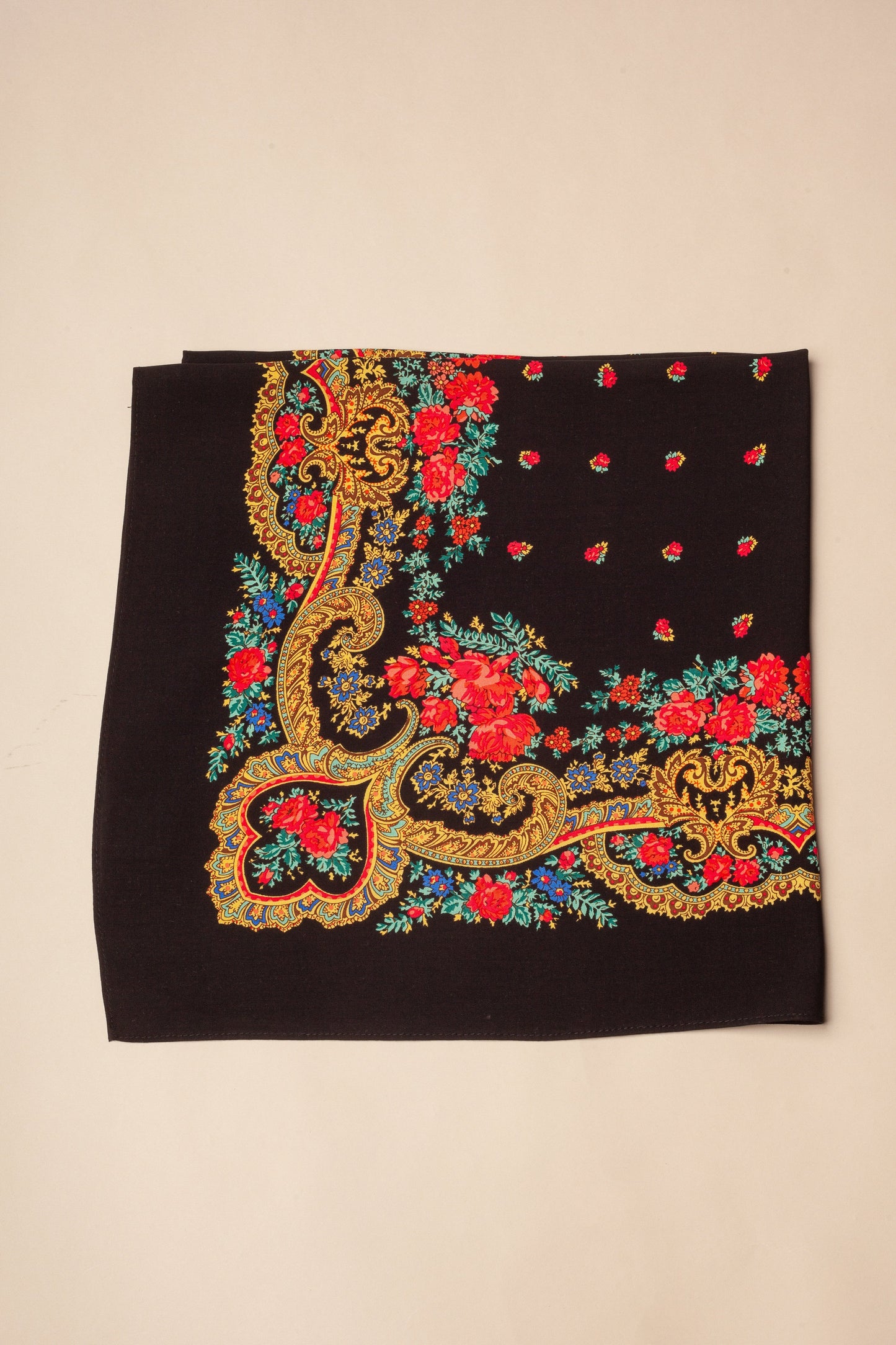 Pañuelo portugués cadena negro