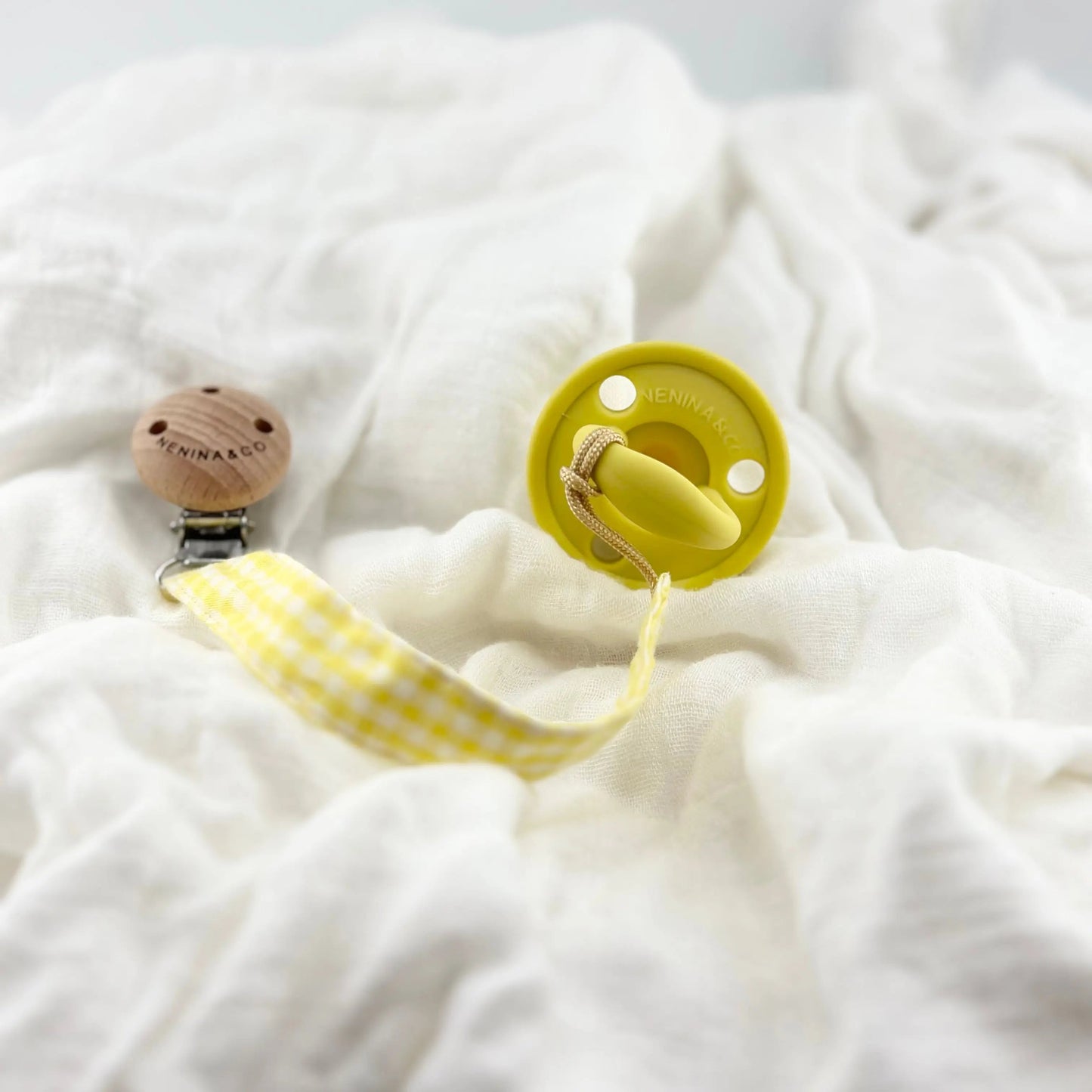 Kit 1 Chupete Classic Breat + 1 Chupetero de algodón orgánico Nenina & Co