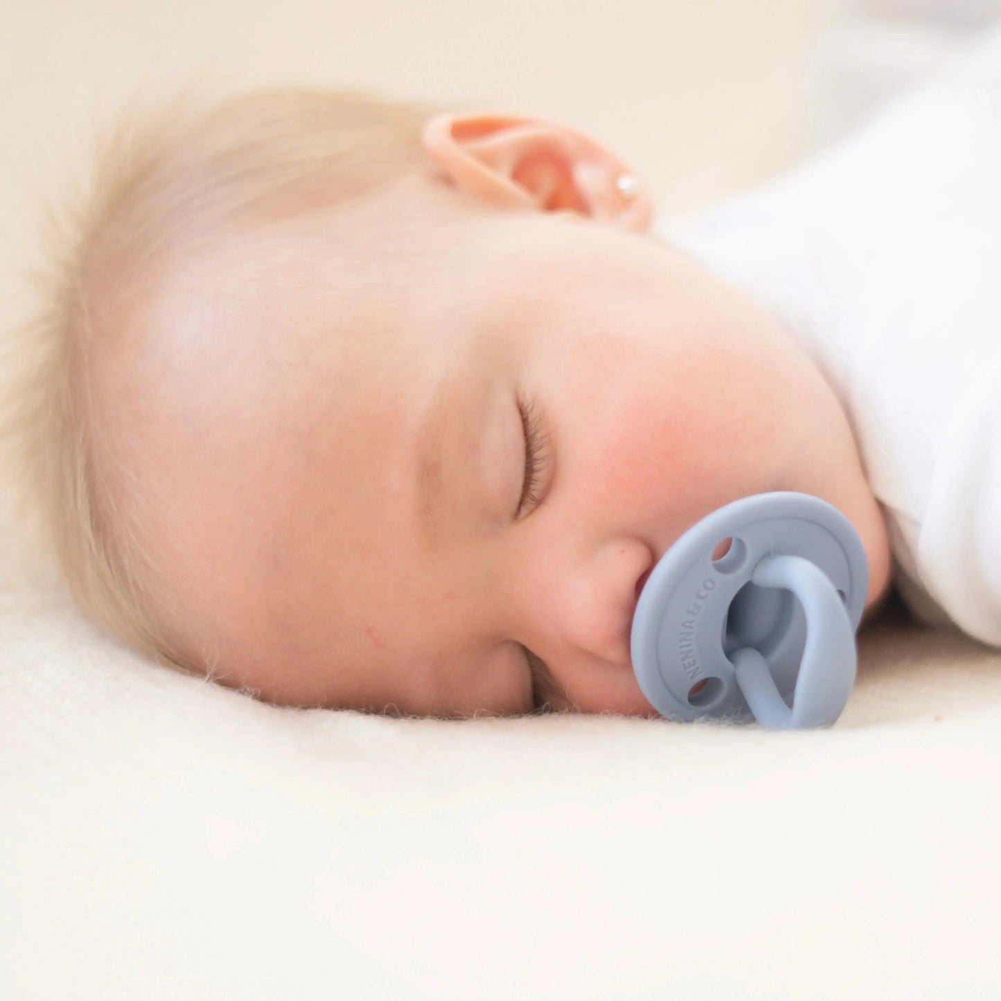 Kit 2 Chupetes Clásicos para Bebé Rosa Pálido y Blue | Silicona Orgánica Nenina & Co