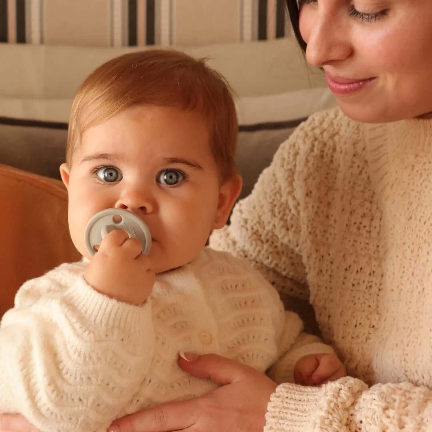 Kit 2 Chupetes Clásicos para Bebé Rosa y Gris | Silicona Orgánica Nenina & Co