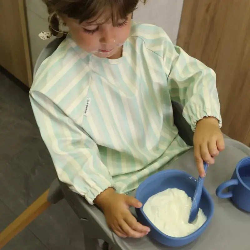 Kit Deluxe Vajilla + Babero BLW Blue 9 Piezas de Silicona orgánica con ventosas Nenina & Co