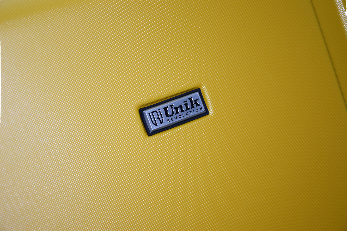 MALETA MEDIANA EXTENSIBLE-68CM-24"