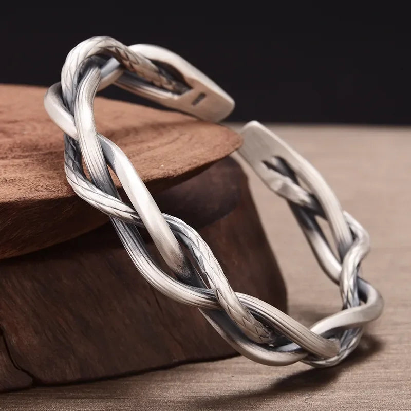 Pulsera Trazo · Pulsera rígida trenzada abierta
