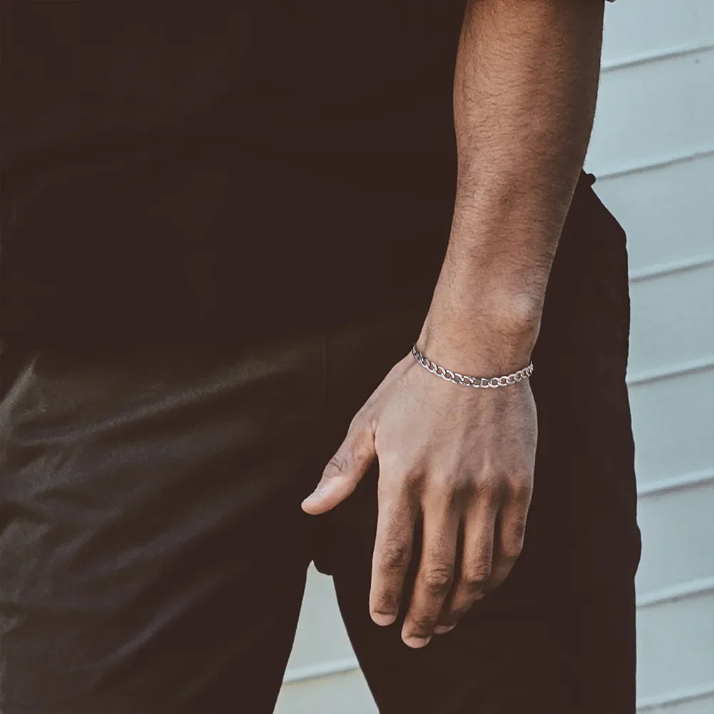 Pulsera Tucana · Cadena de eslabones cubanos de plata de ley 925 bañada en platino