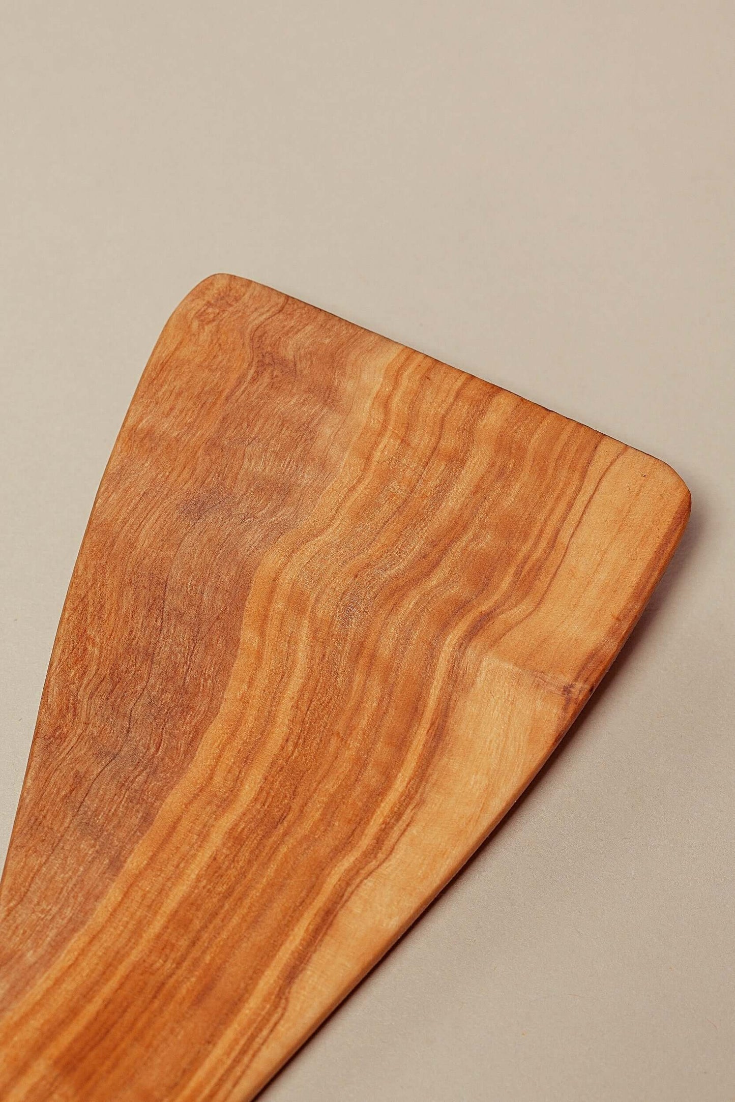 Espátula Madera Olivo Curva Artesanal