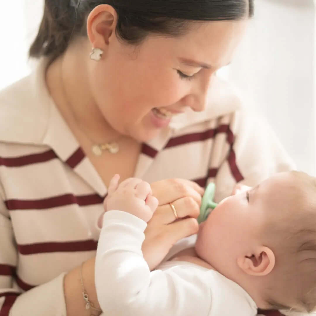 Pack 2 chupetes + Pack 2 chupeteros Lila y Mint DIAMOND By Nenina & Co