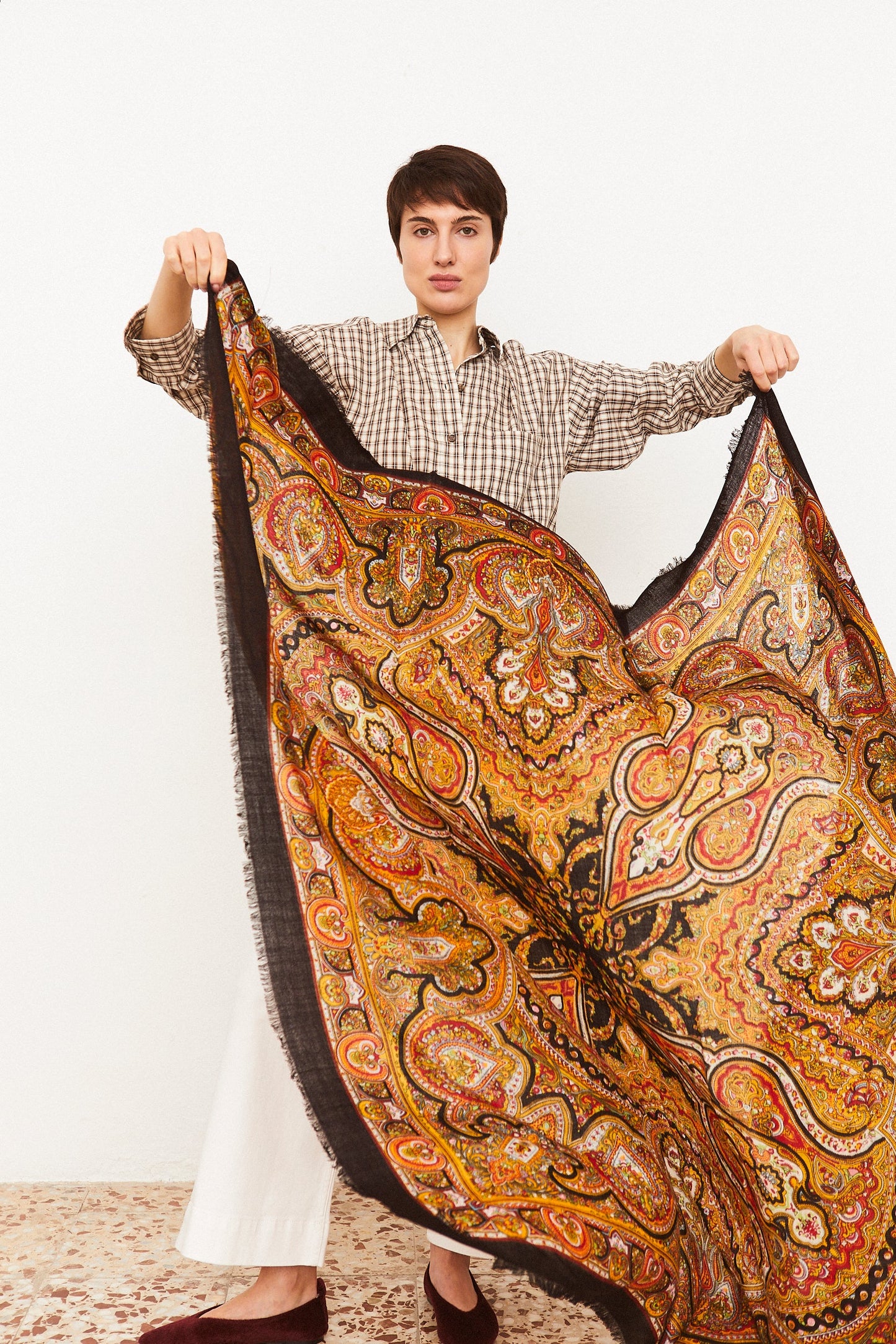 Pañuelo Pisto o Cien Colores lana negro