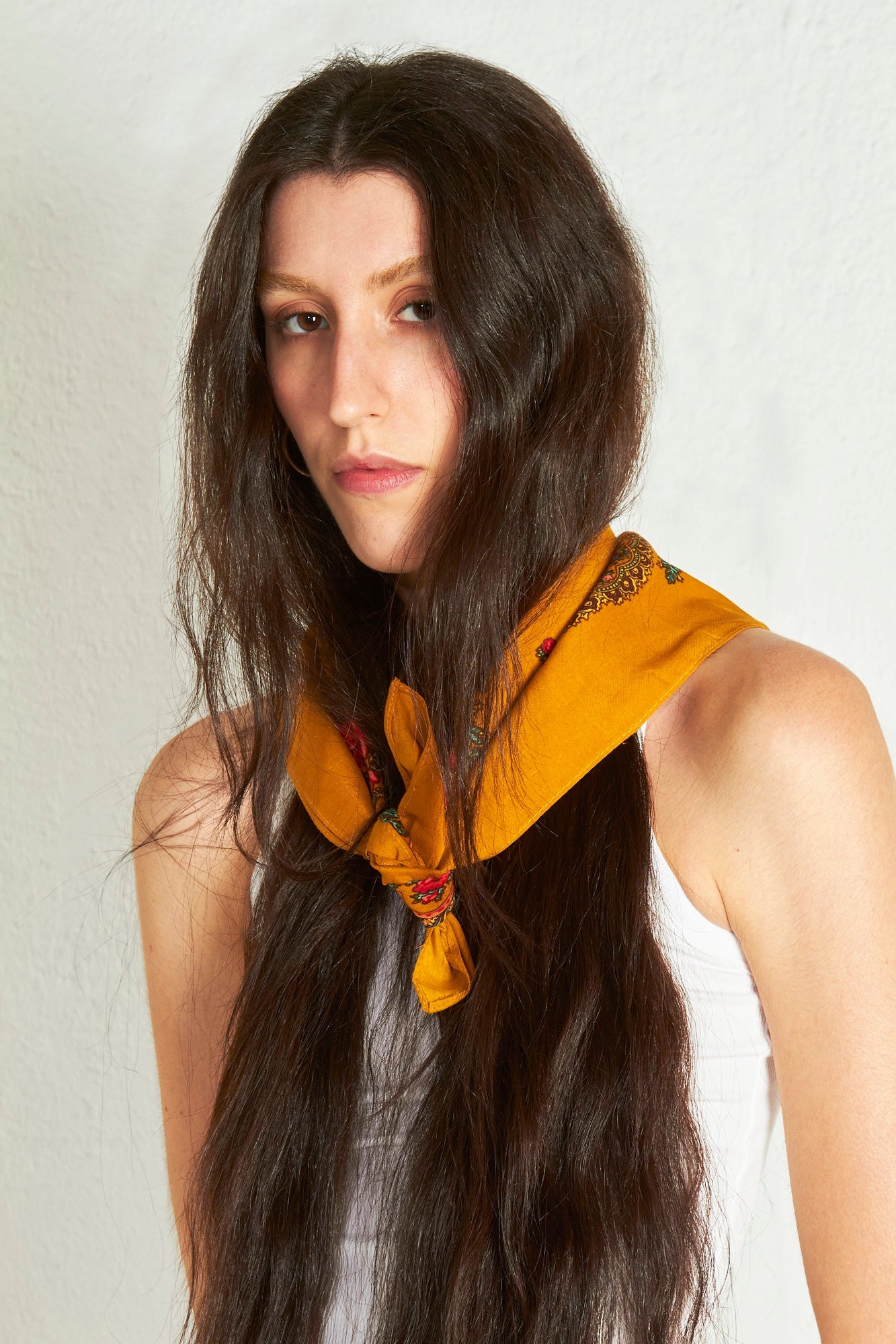 Pañuelo portugués cadena ocre