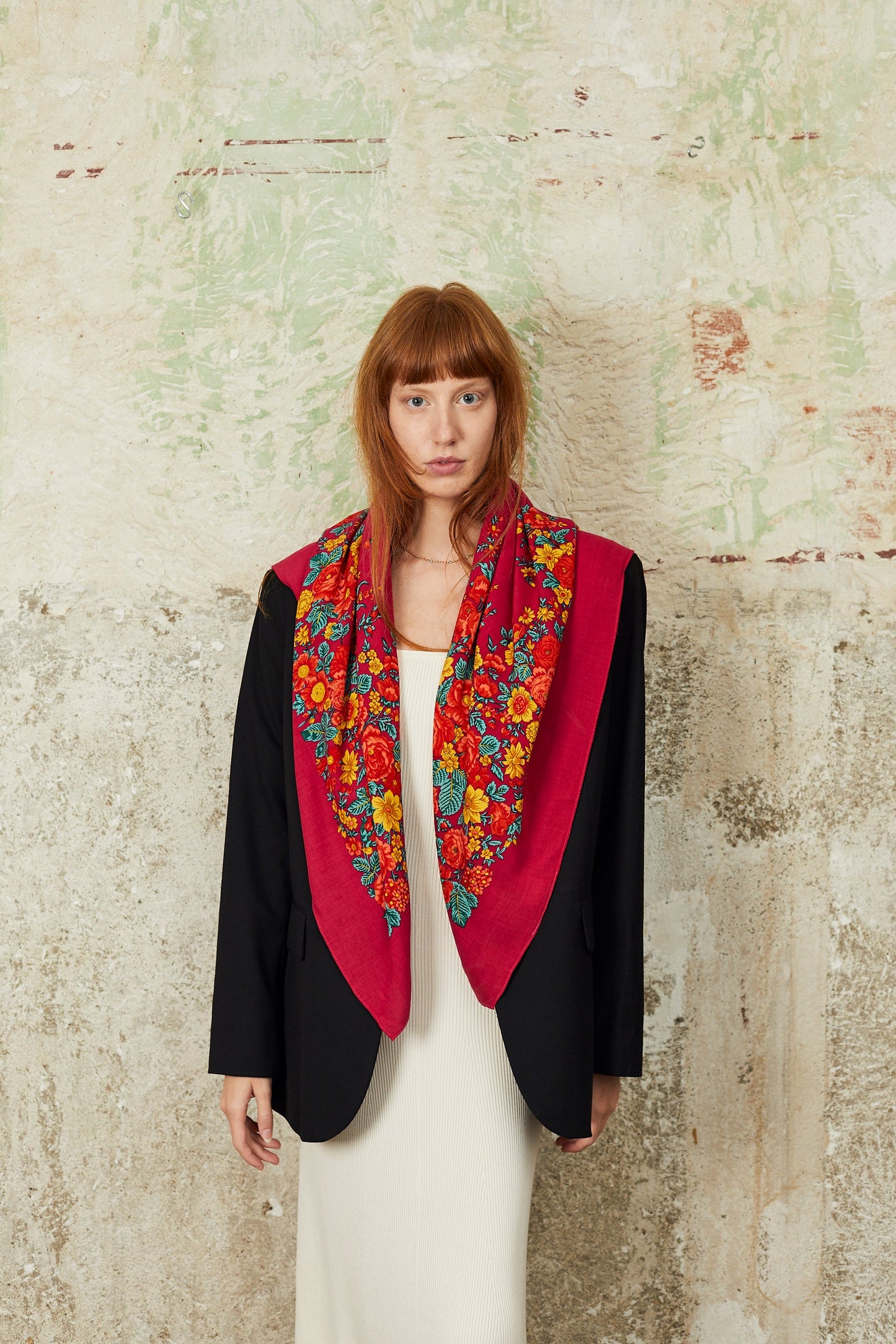 Pañuelo portugués flores rosa