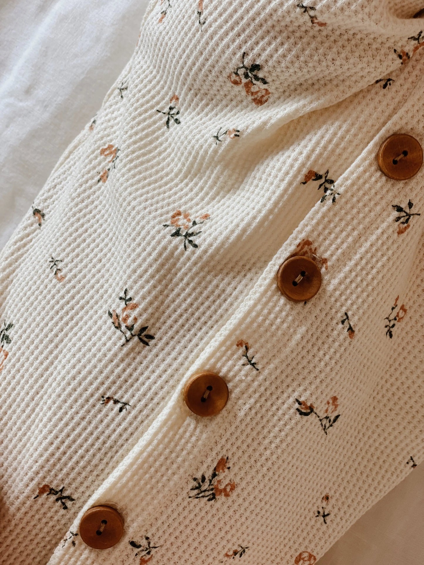 Pelele Boho Flower Natural Nenina & Co no