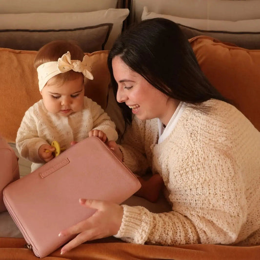 Portadocumentos Bebé Eco piel MIREM By Nenina & Co Rosa Pálido