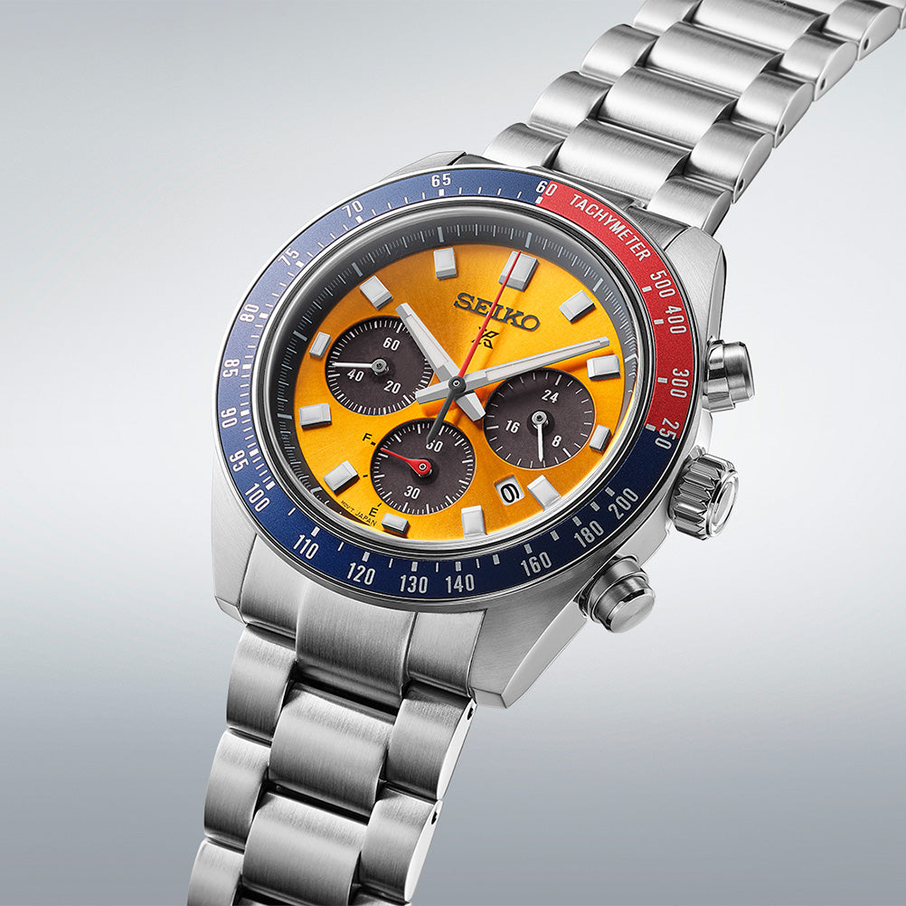 Blue and red chronograph subdials – Seiko Prospex Speedtimer Blue and Red