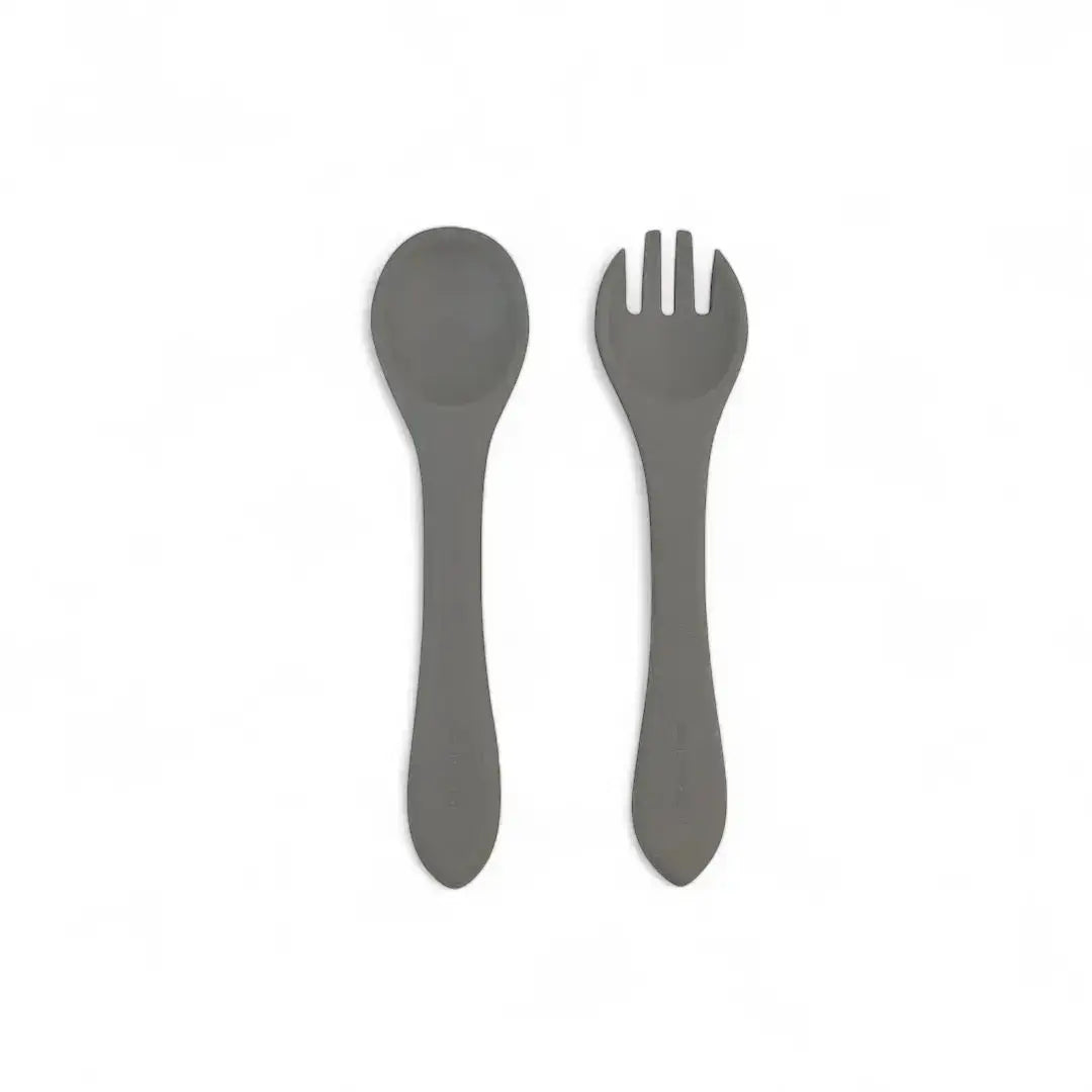 Kit Deluxe Vajilla + Babero BLW Gris 9 Piezas de Silicona orgánica con ventosas Nenina & Co