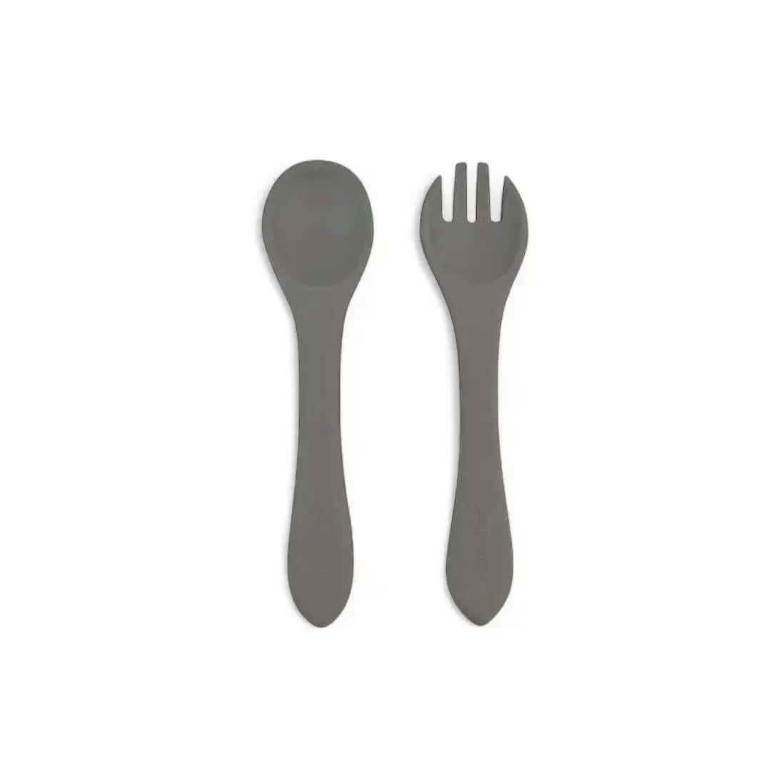 Kit Deluxe Babero + Vajilla BLW Gris 9 Piezas de Silicona orgánica con ventosas Nenina & Co