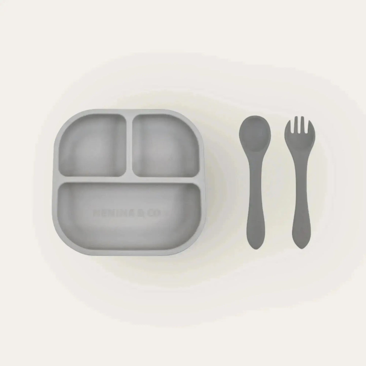 Kit Deluxe Vajilla + Babero BLW Gris 9 Piezas de Silicona orgánica con ventosas Nenina & Co