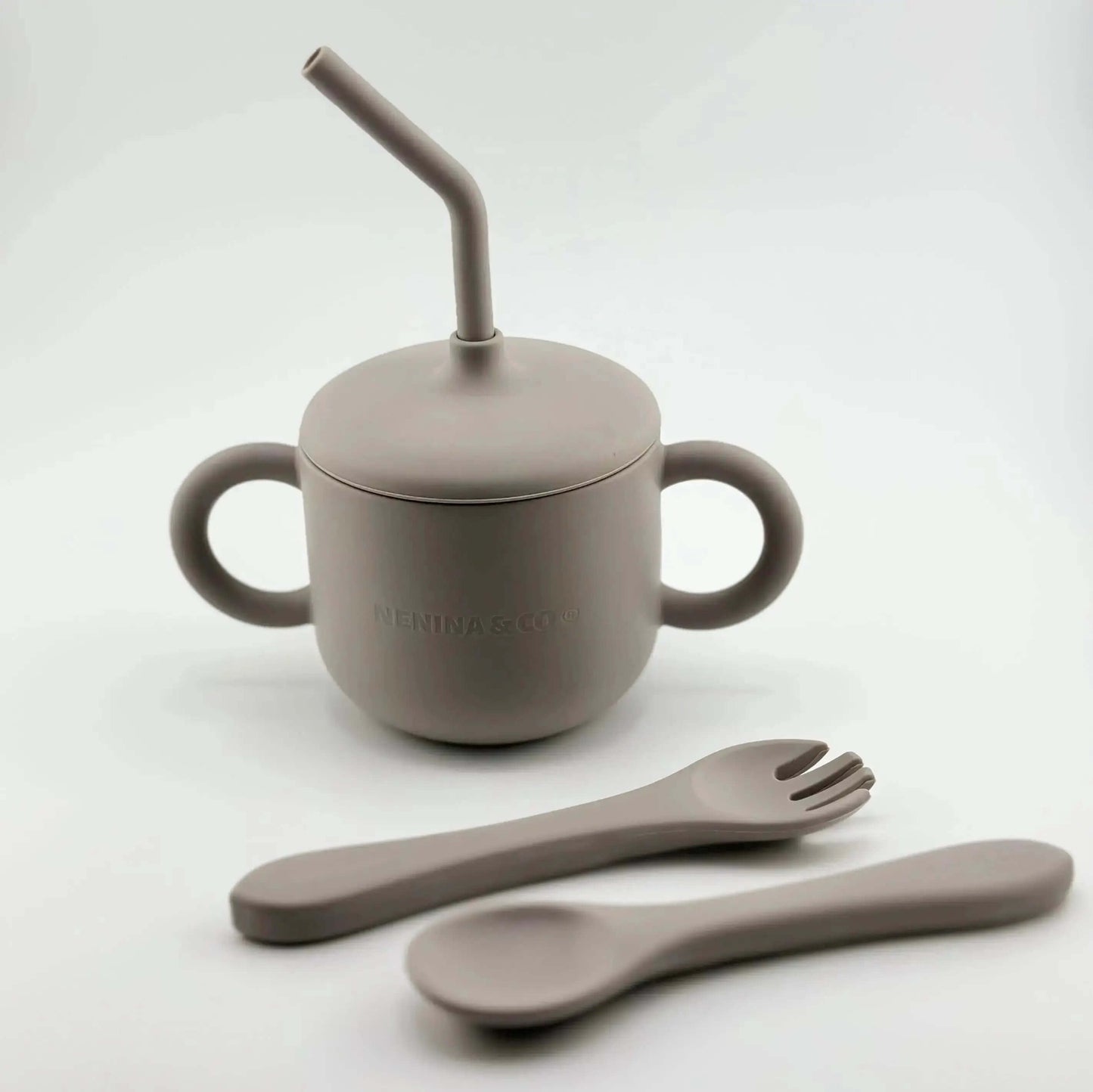 Kit Deluxe Babero + Vajilla BLW Gris 9 Piezas de Silicona orgánica con ventosas Nenina & Co