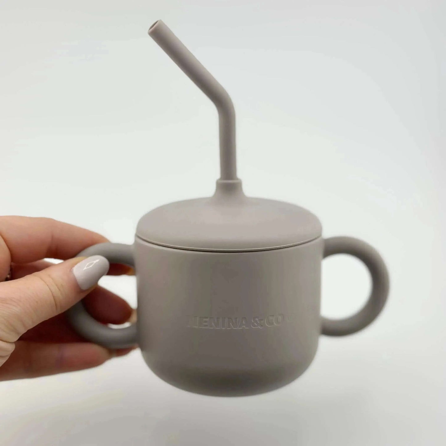 Kit Deluxe Babero + Vajilla BLW Gris 9 Piezas de Silicona orgánica con ventosas Nenina & Co