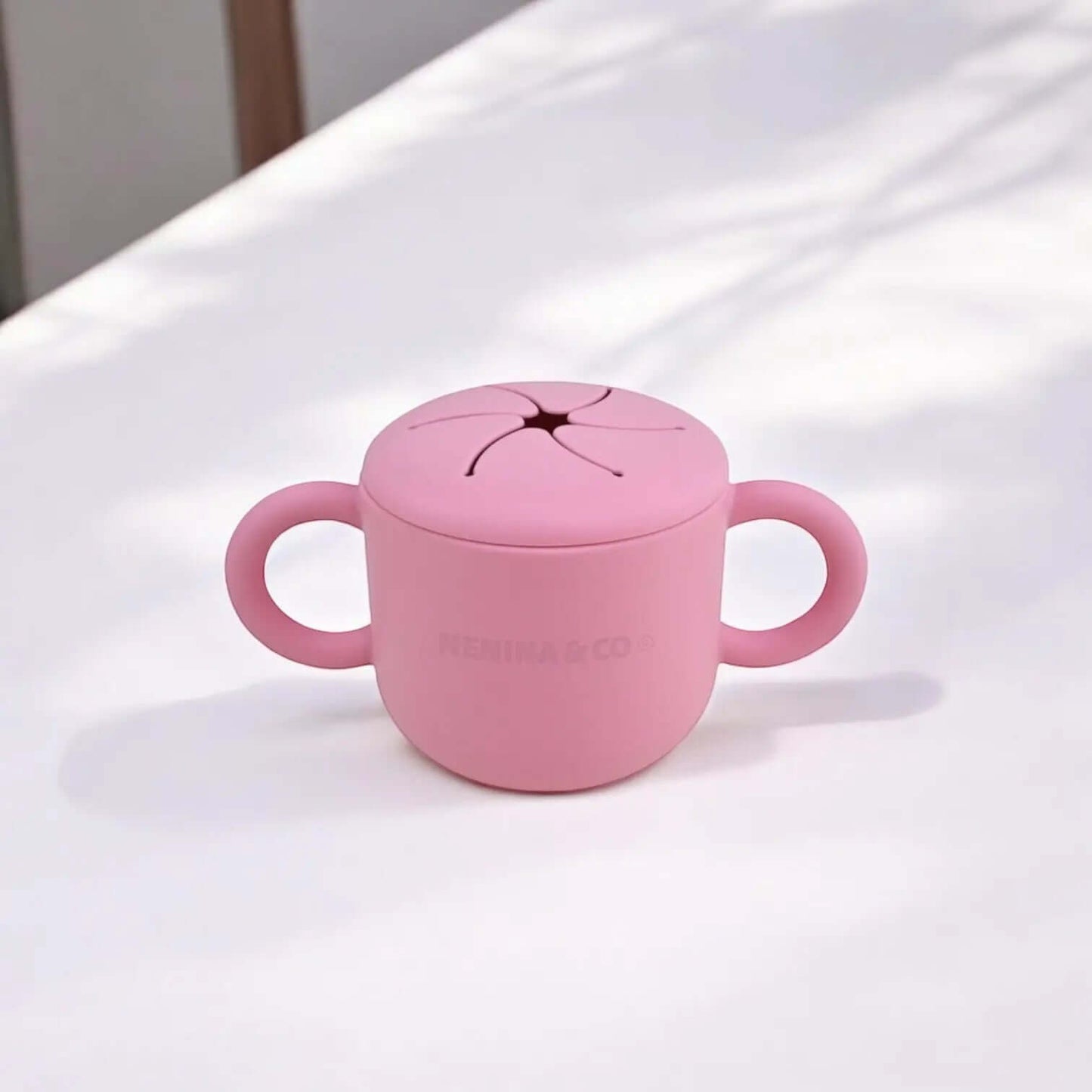 Kit Deluxe Vajilla + Babero BLW Pink 9 Piezas de Silicona orgánica con ventosas Nenina & Co