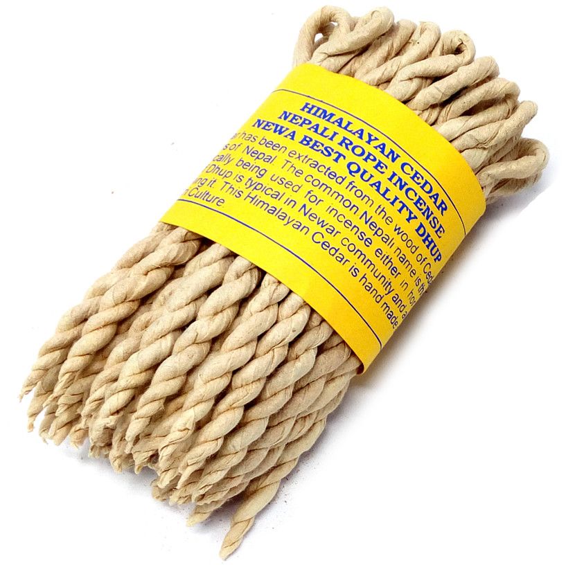 Mecha de incienso de cedro del Himalaya, color beige, hecha a mano en Nepal, ideal para rituales y aromaterapia.