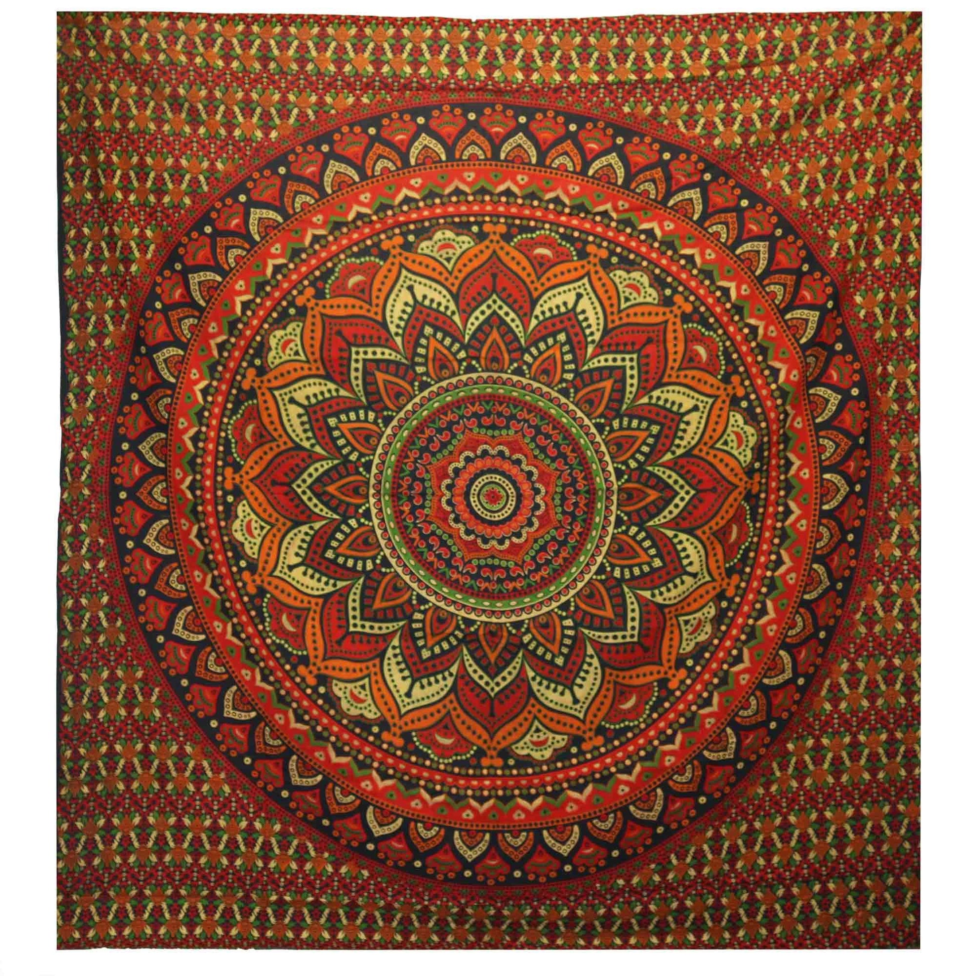 Tapiz mandala multicolor en tonos rojos, amarillos y verdes, de algodón, estilo bohemio, decorativo y vibrante.